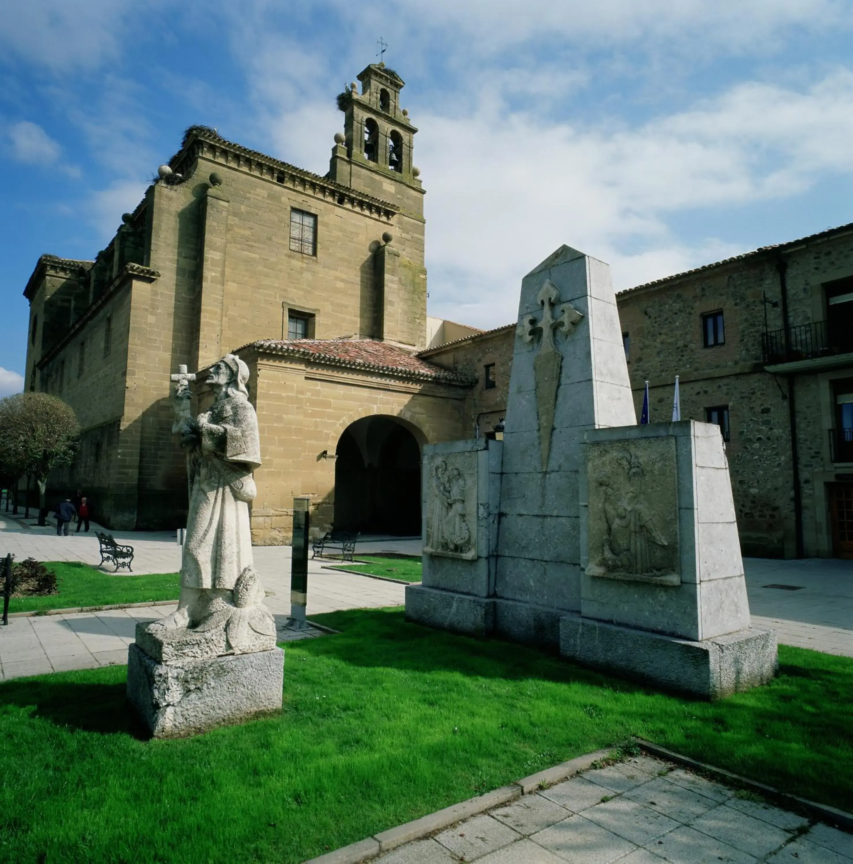 Facade/entrance, Property Building in Parador de Santo Domingo Bernardo de Fresneda