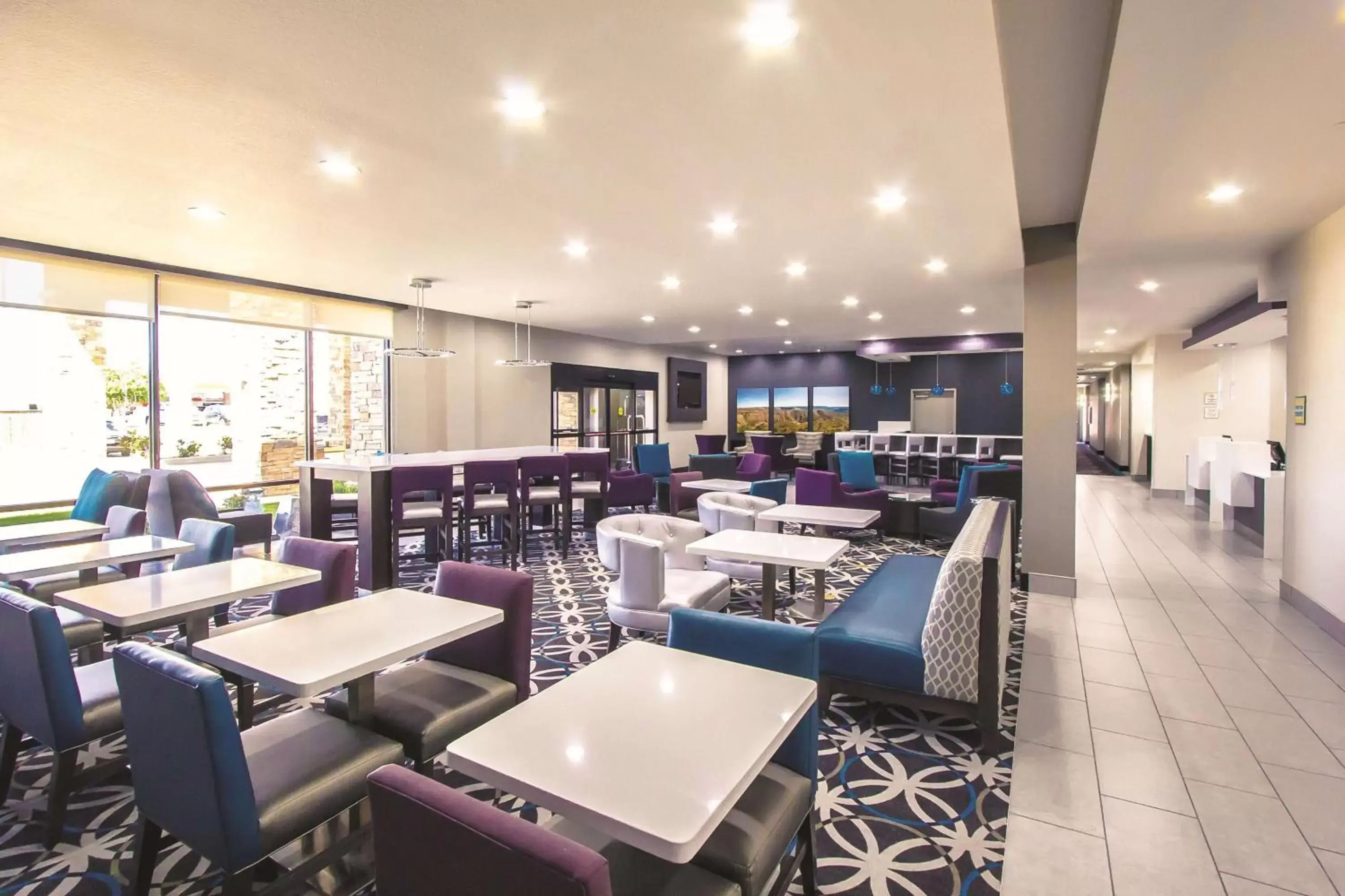 Restaurant/Places to Eat in La Quinta Inn & Suites by Wyndham Pampa