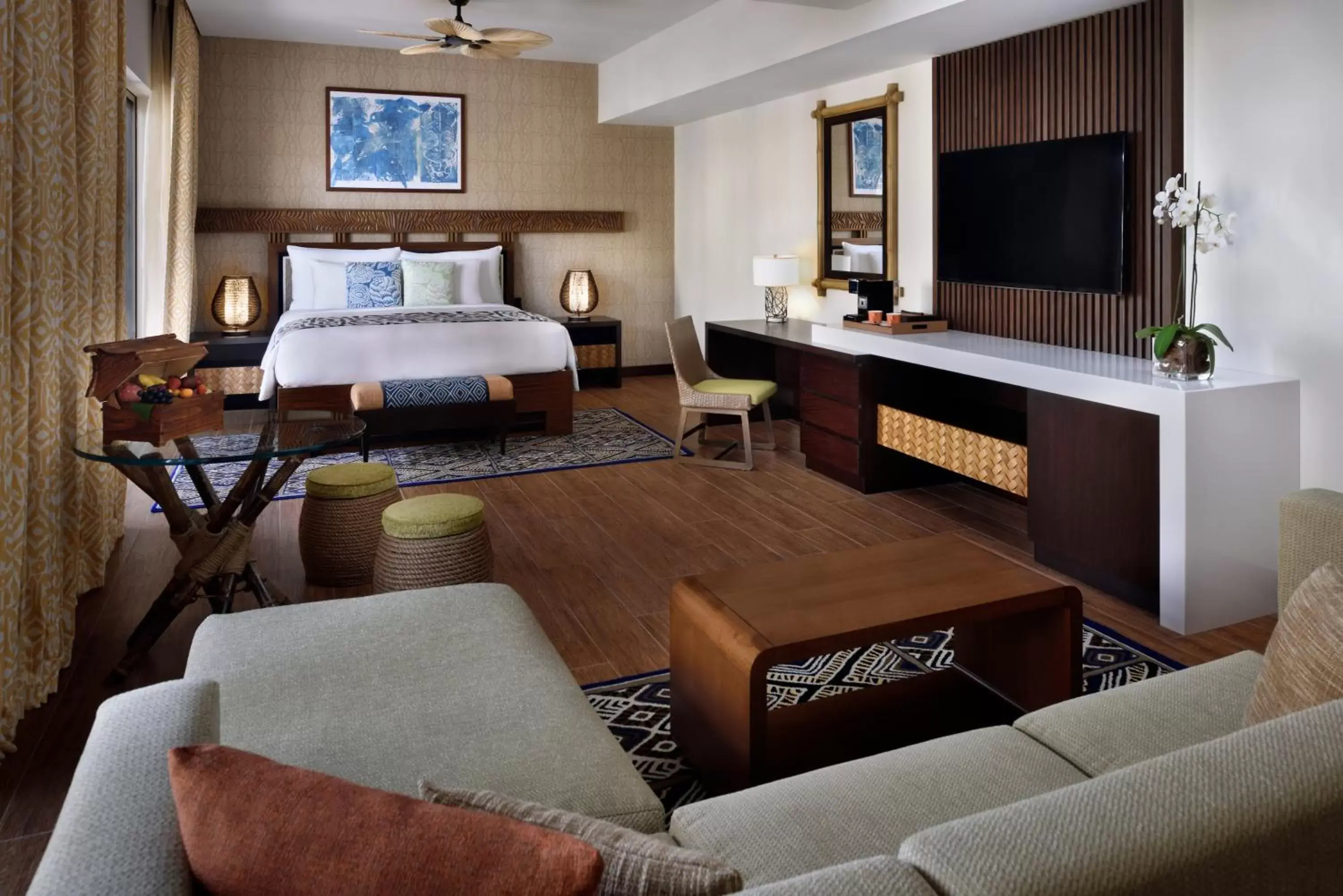 Photo of the whole room, Bed in Lapita, Dubai Parks and Resorts, Autograph Collection