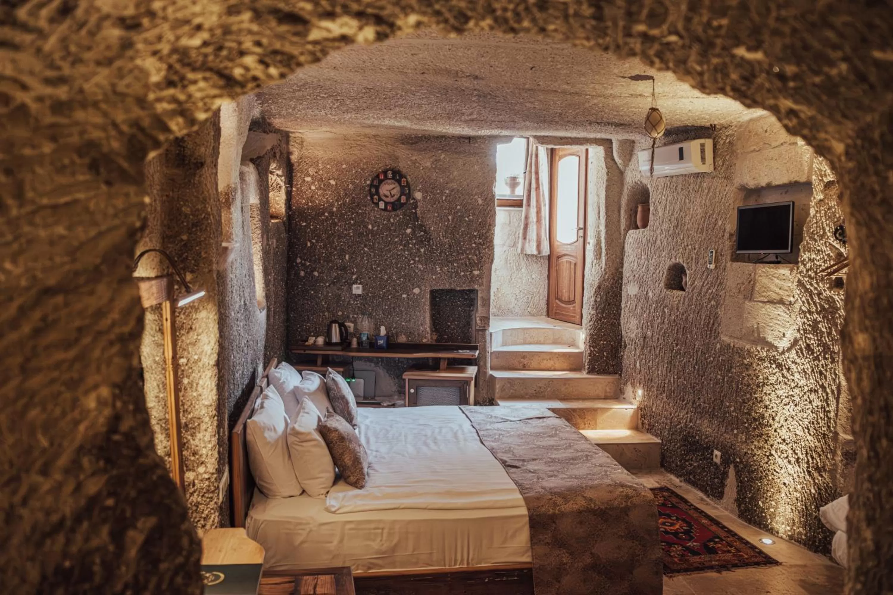 Photo of the whole room, Bed in Şah Saray Cave Suites Halal Hotel