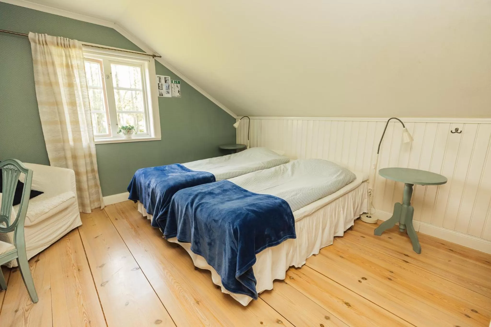 Bed in Bäcks Bed & Breakfast