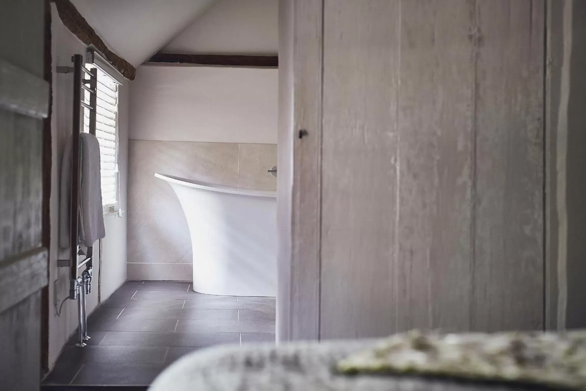 Bathroom, Bed in The Marquis