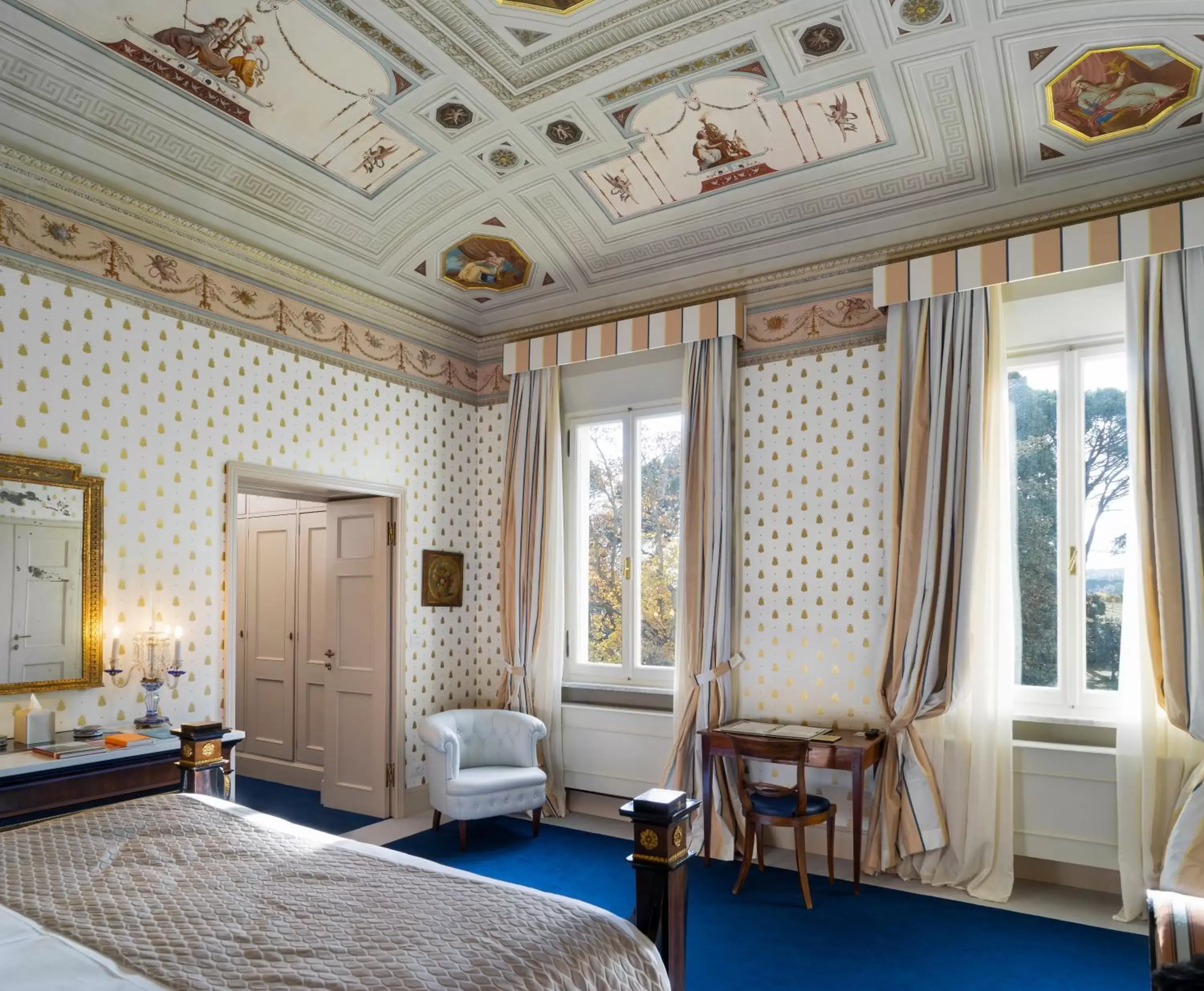Bedroom, Seating Area in Villa Abbondanzi Resort