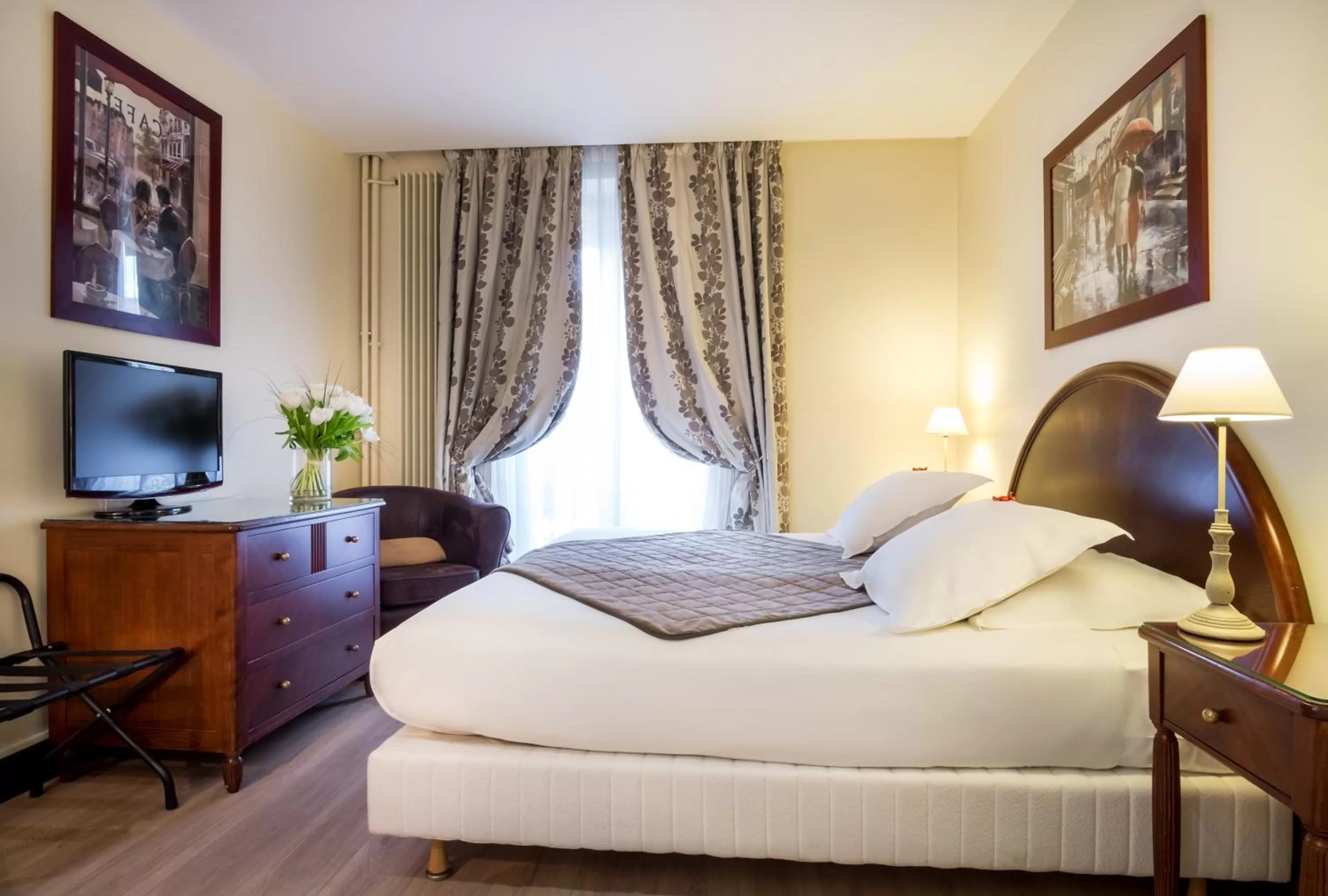 Bedroom, Bed in Waldorf Montparnasse