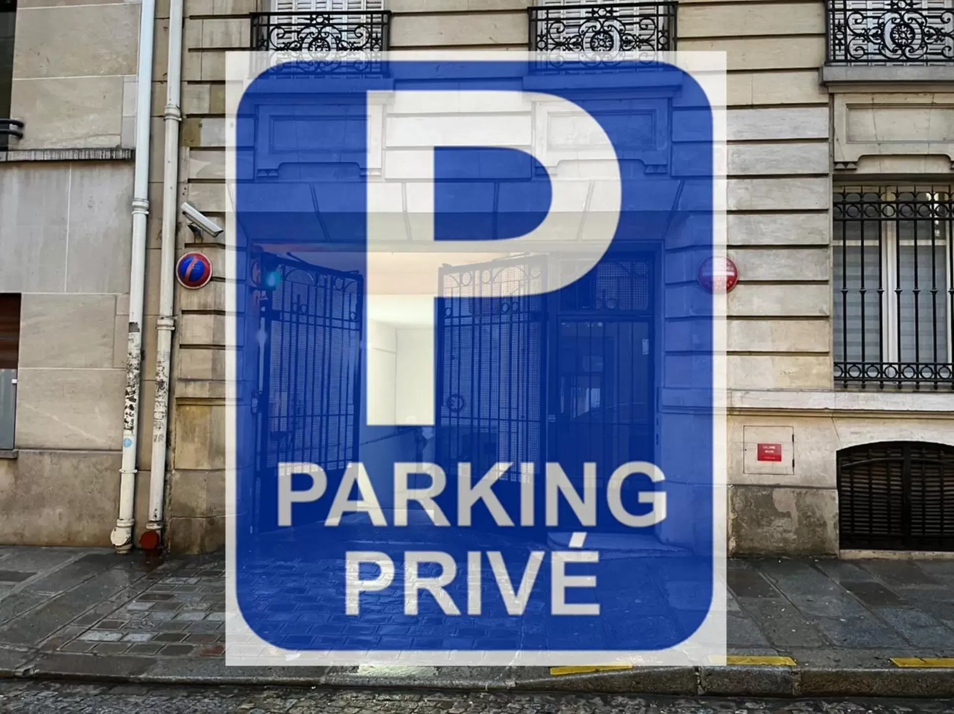 Parking, Property Logo/Sign in Lord Byron