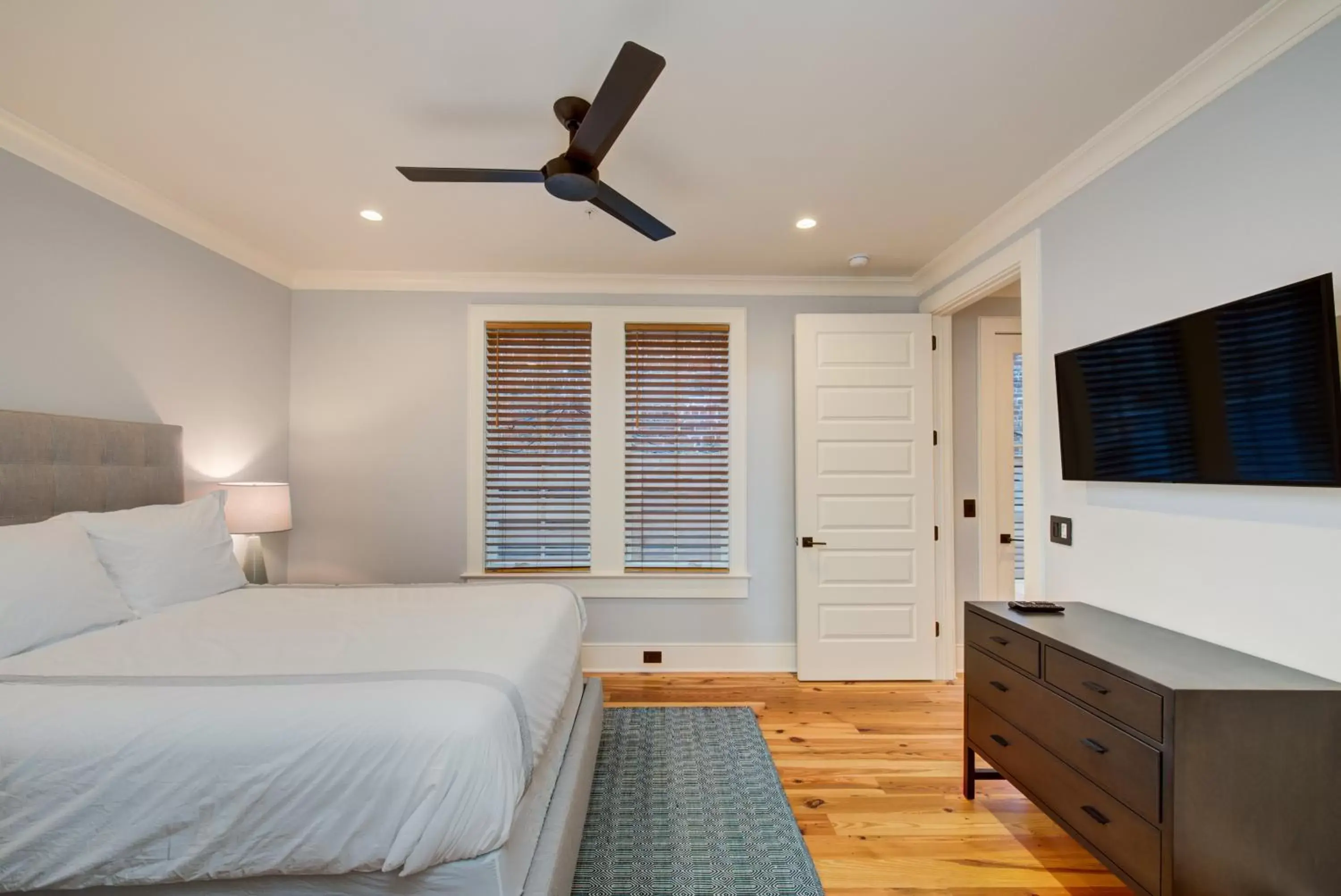 Bed in The Quarters on King Bed in The Quarters on King