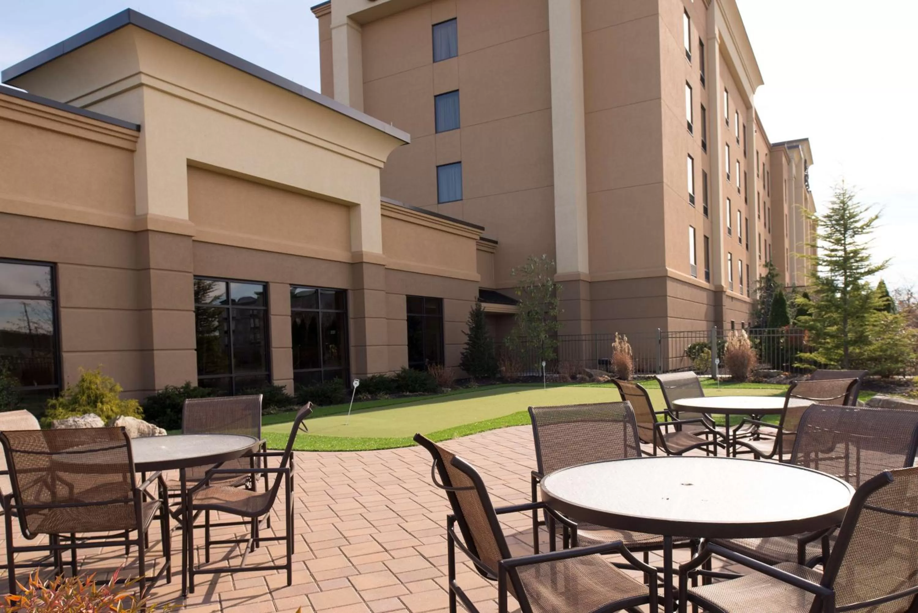 Property building in Hampton Inn & Suites Vineland