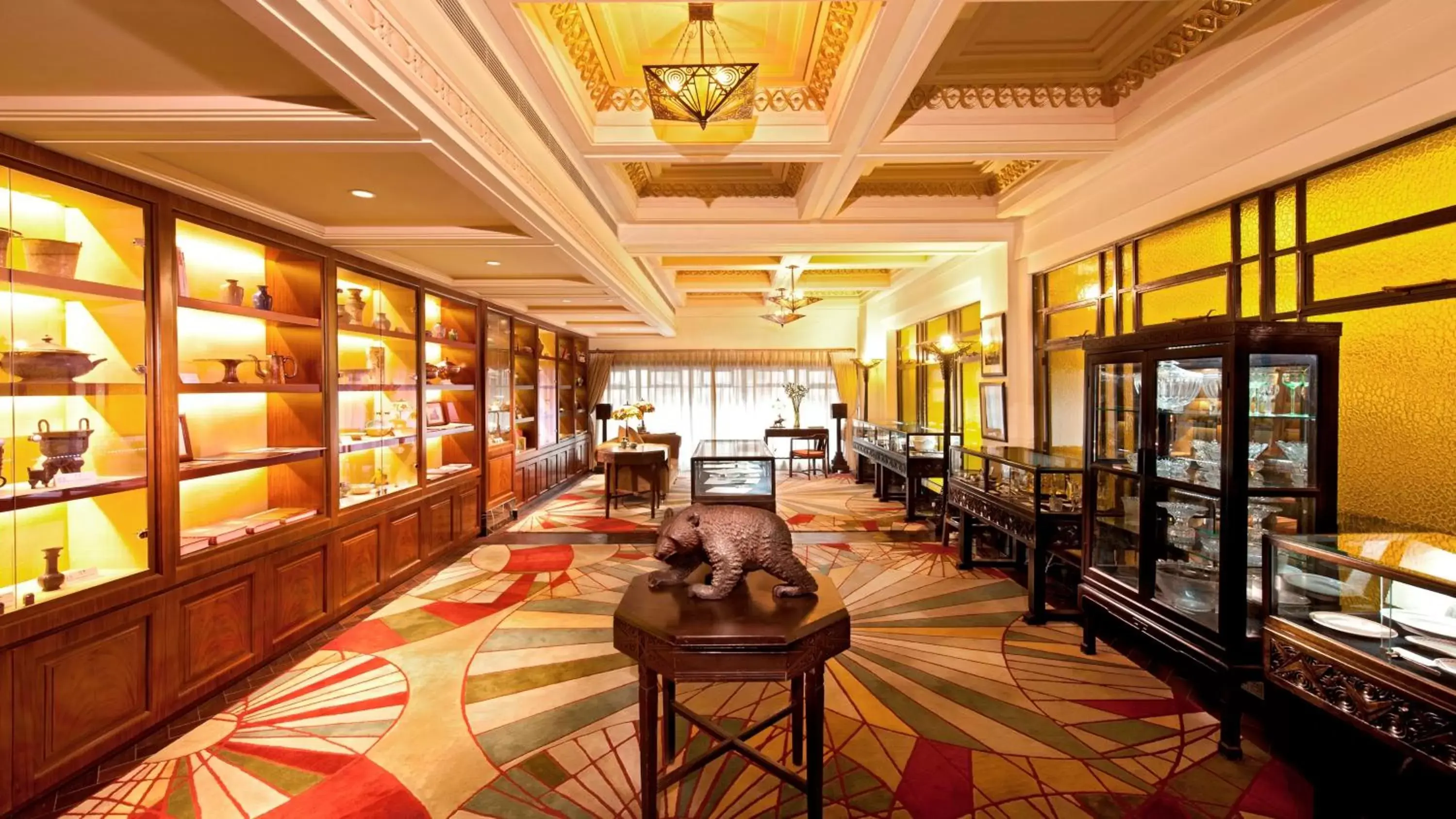 Library, Lobby/Reception in Fairmont Peace Hotel On the Bund (Start your own story with the BUND)