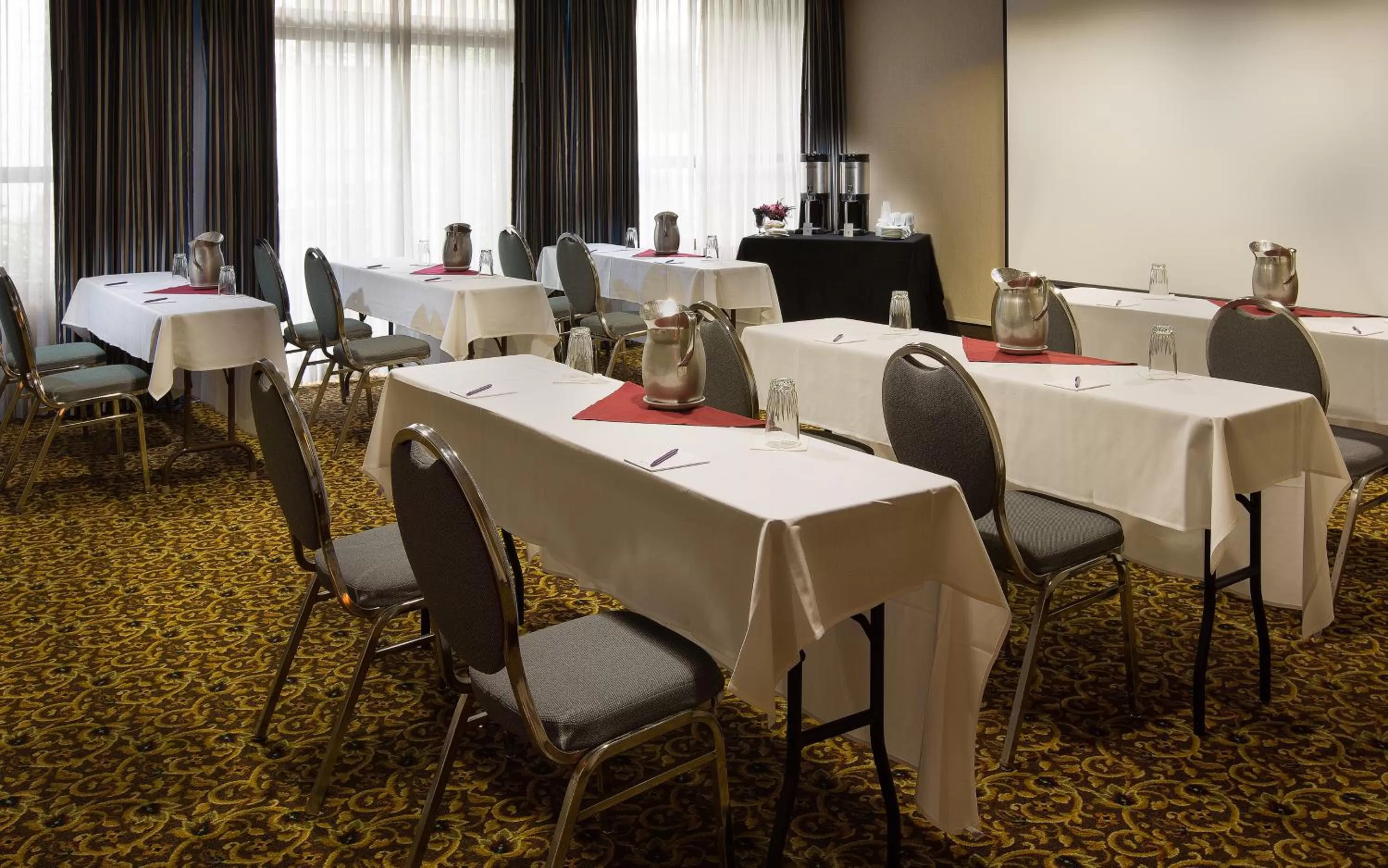 Meeting/conference room in Hotel 116, A Coast Hotel Bellevue