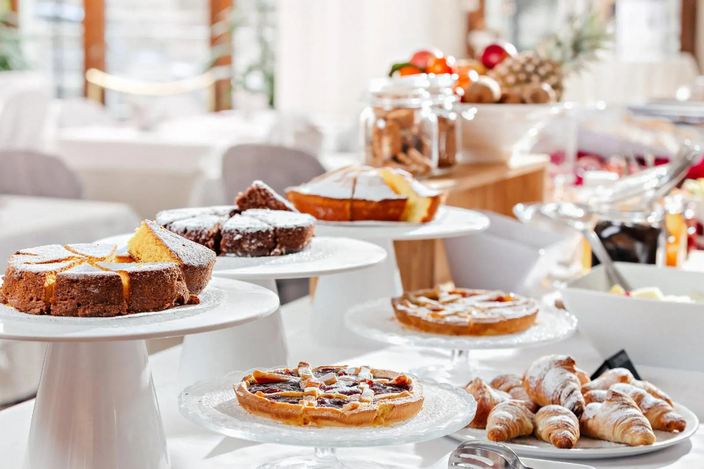 Breakfast in Hotel Ristorante Ala d'Oro Breakfast in Hotel Ristorante Ala d'Oro