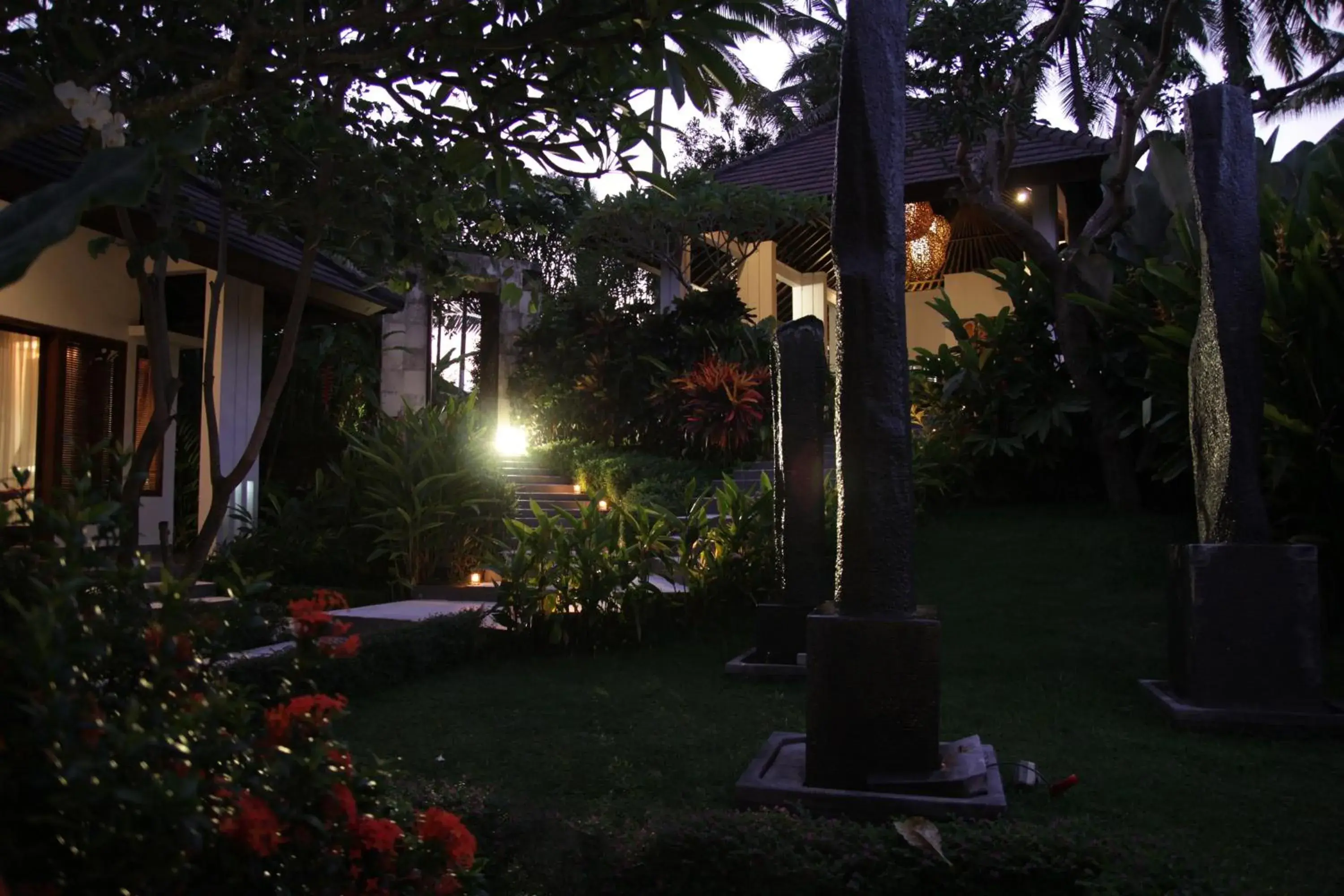 Garden in The Samara Villas & Restaurant