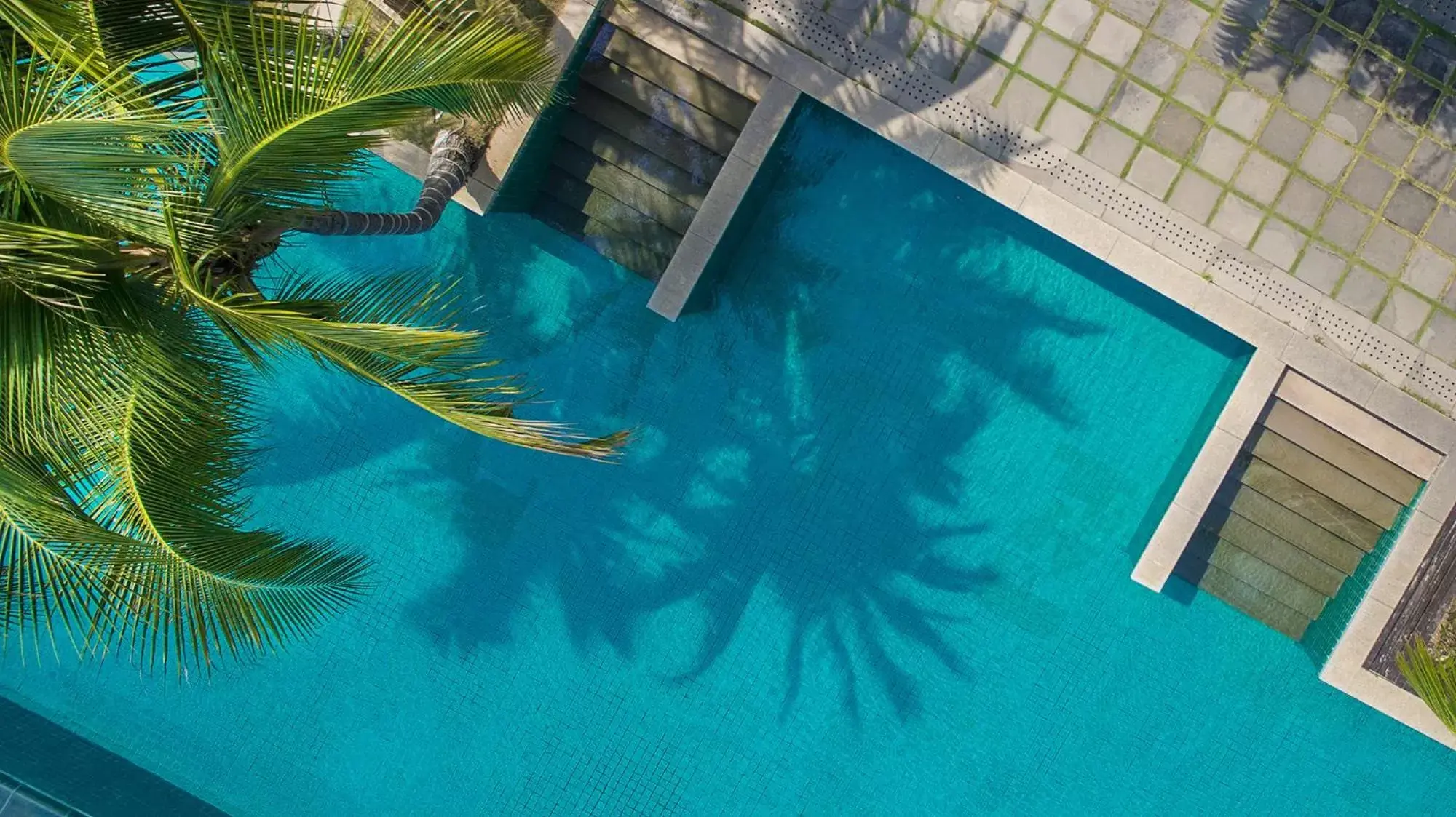 Swimming pool, Pool View in Sanya Yalong Bay Villas & Spa