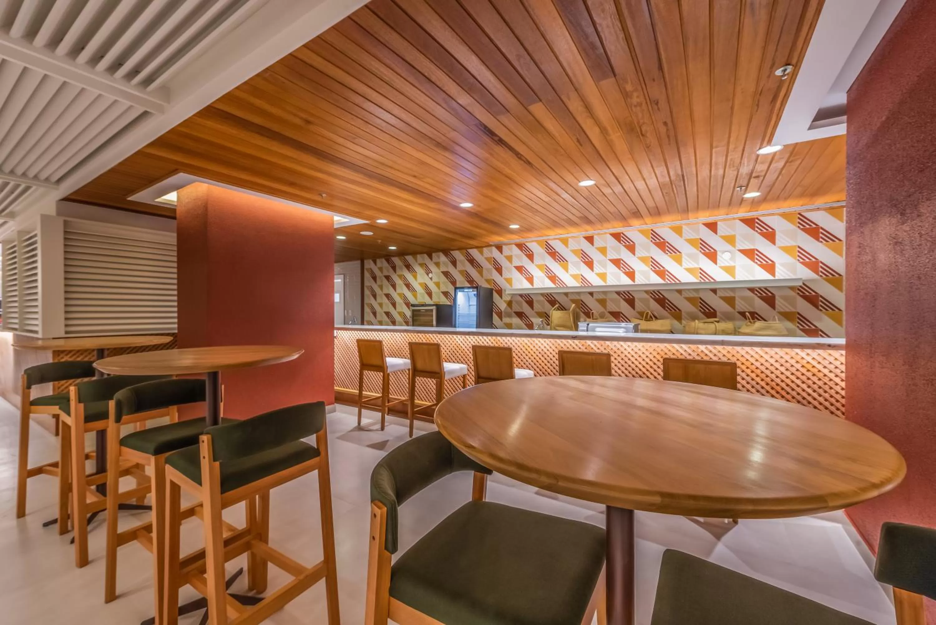 Lounge or bar in Novotel Salvador Rio Vermelho