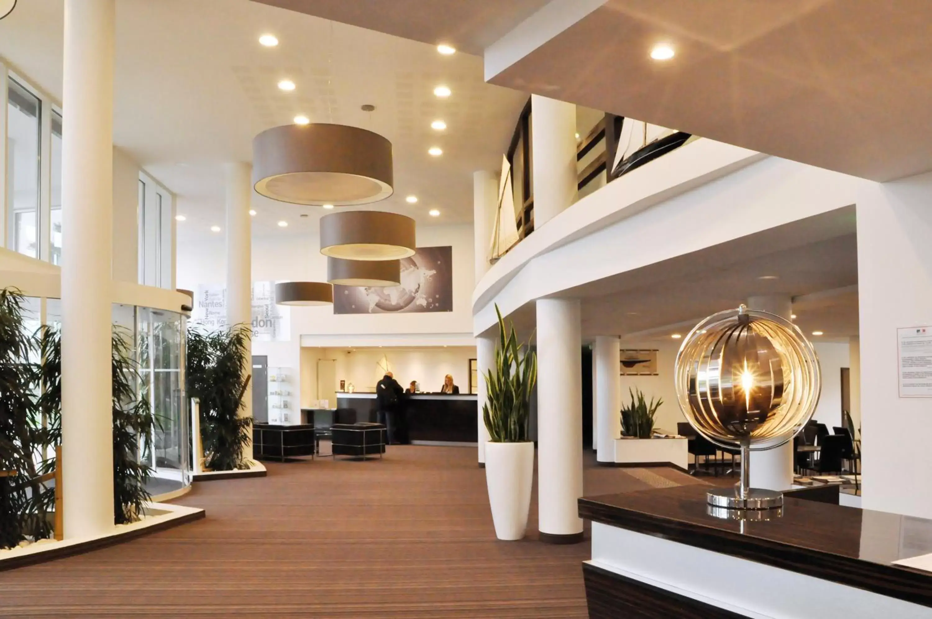 Facade/entrance, Lobby/Reception in Golden Tulip Nantes Carquefou Suite