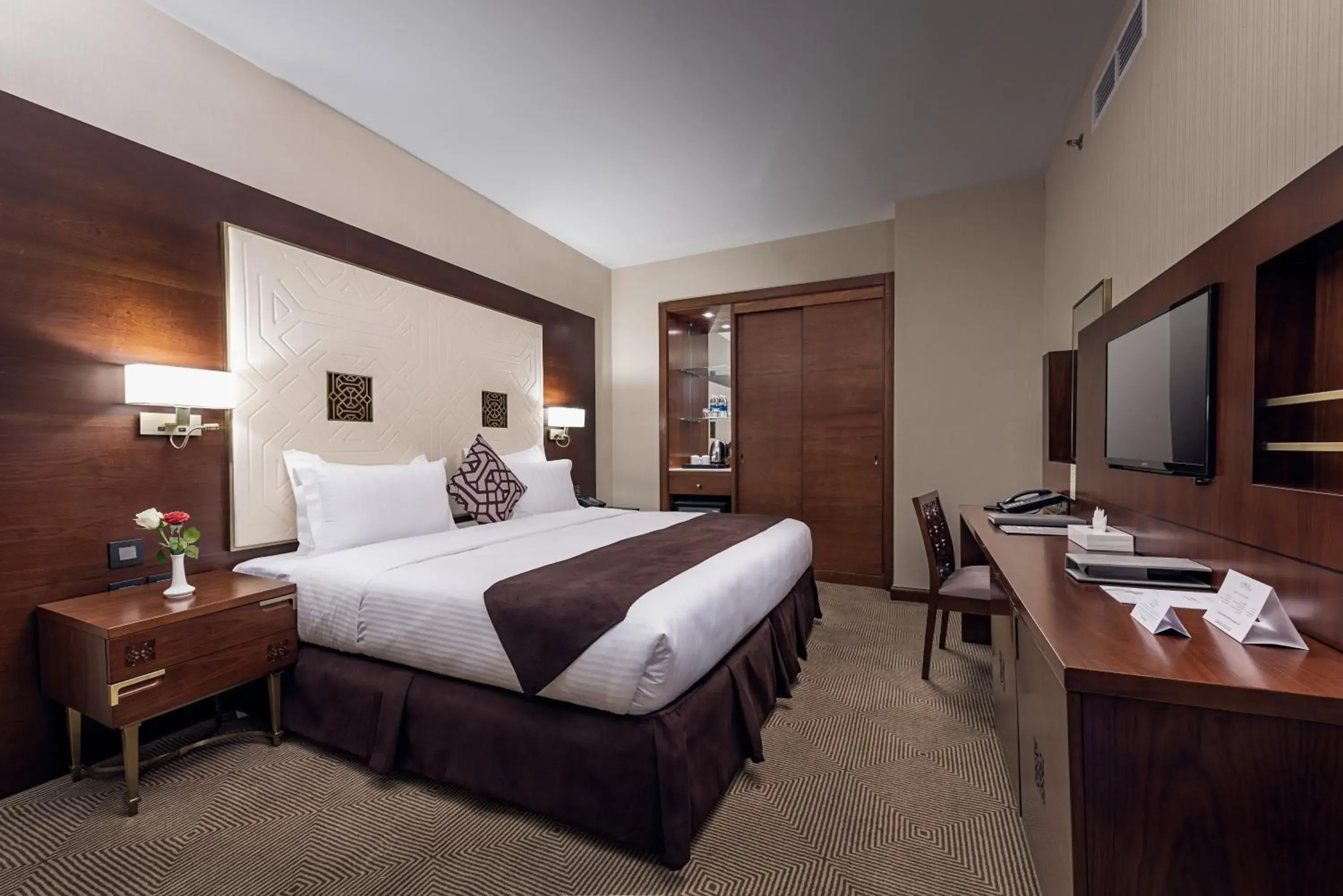 Bedroom, Bed in Rua Al Hijrah Hotel