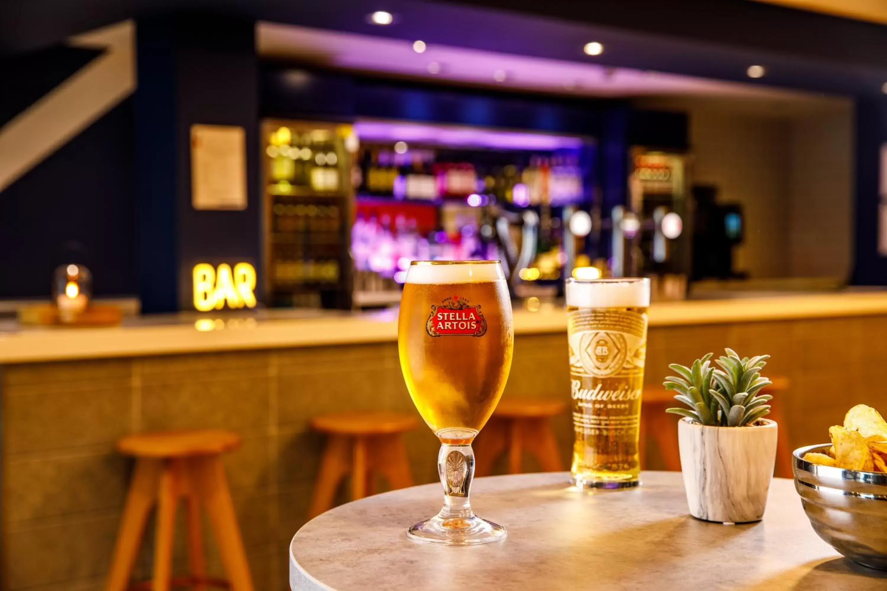 Restaurant/places to eat in ibis budget London Heathrow Central