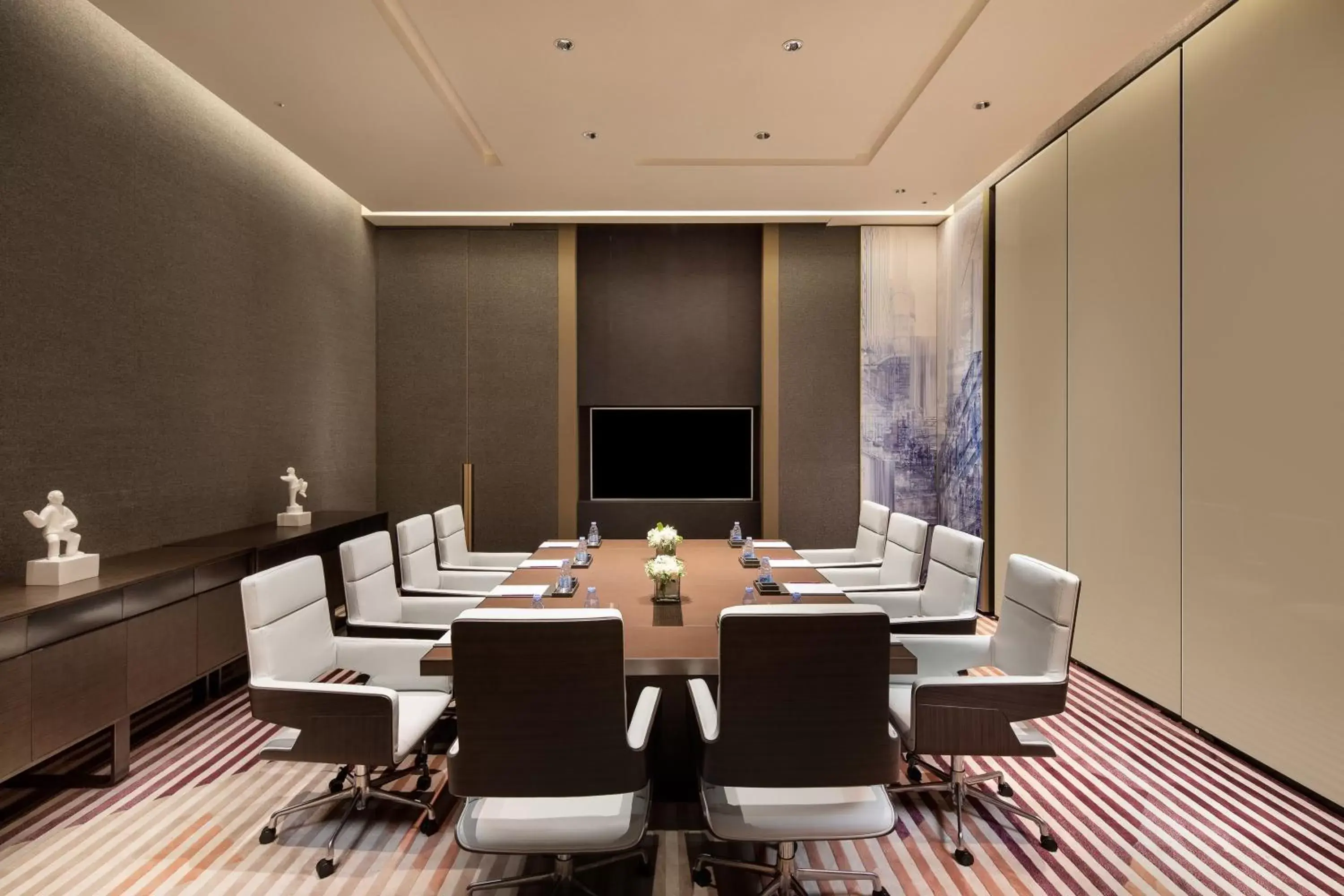 Meeting/conference room in Crowne Plaza Foshan Nanhai, an IHG Hotel