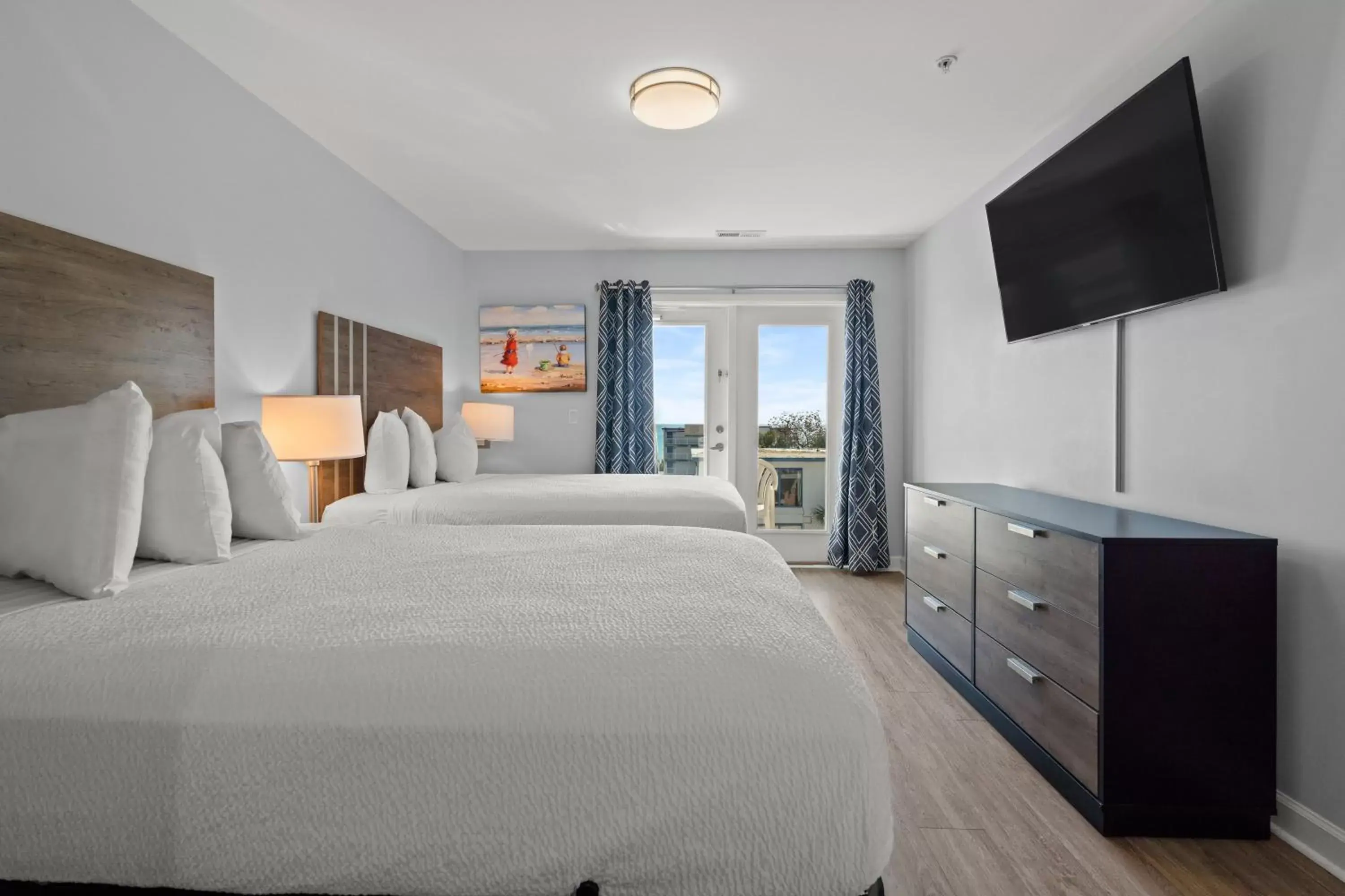 Bedroom in Ocean Escape Condos