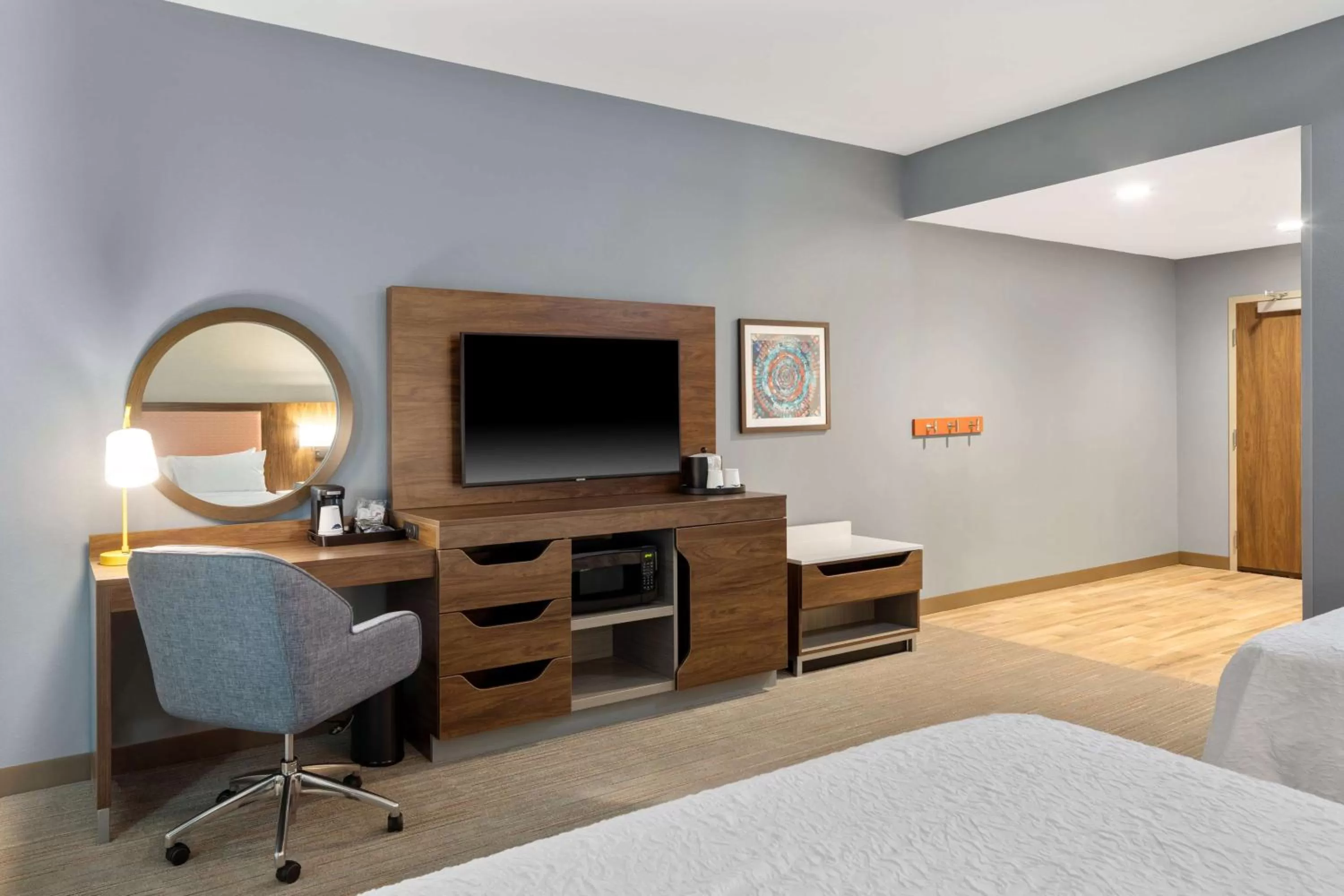 Bed in Hampton Inn Circleville, Oh