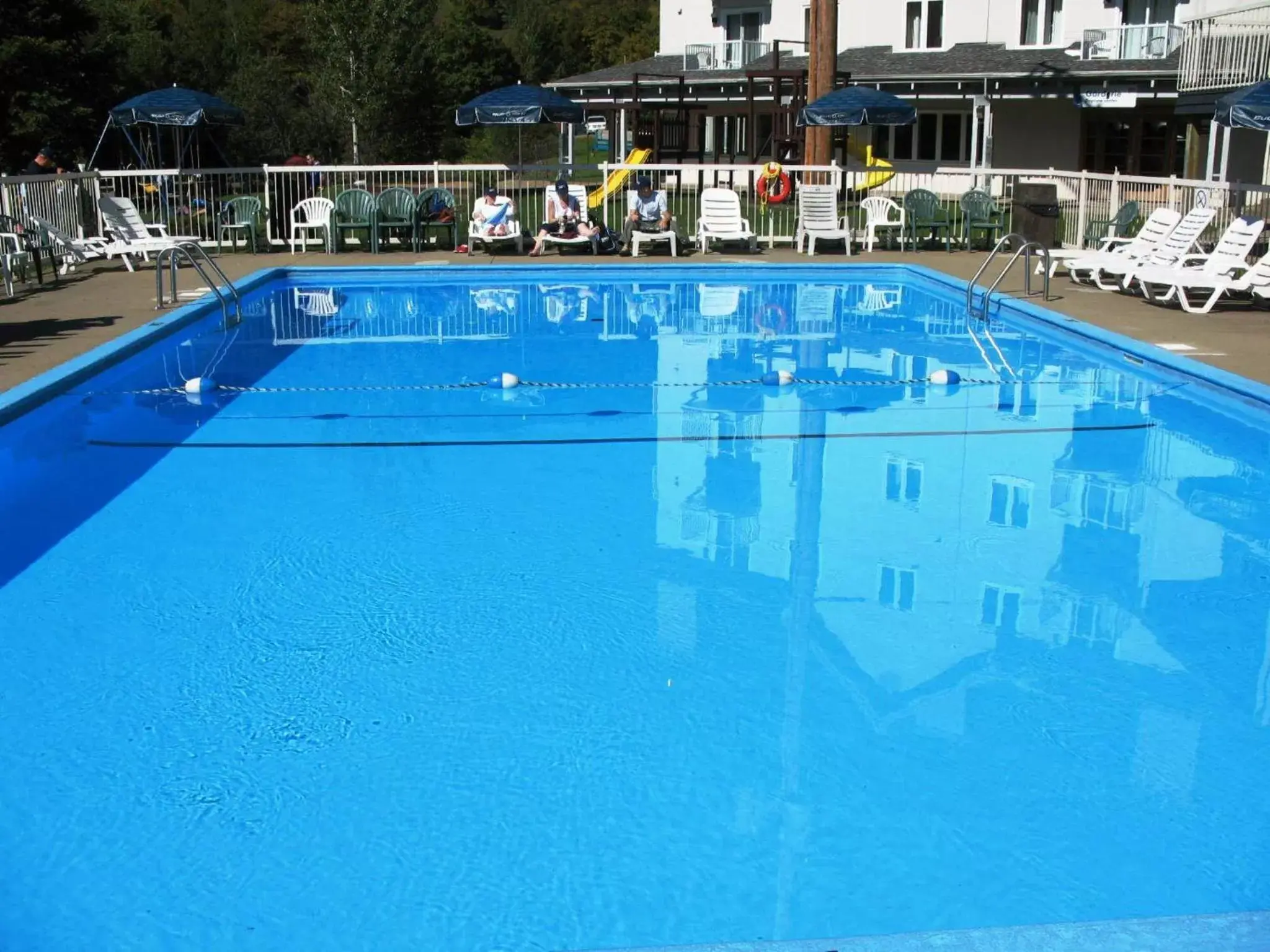 Swimming Pool in Hotel Stoneham