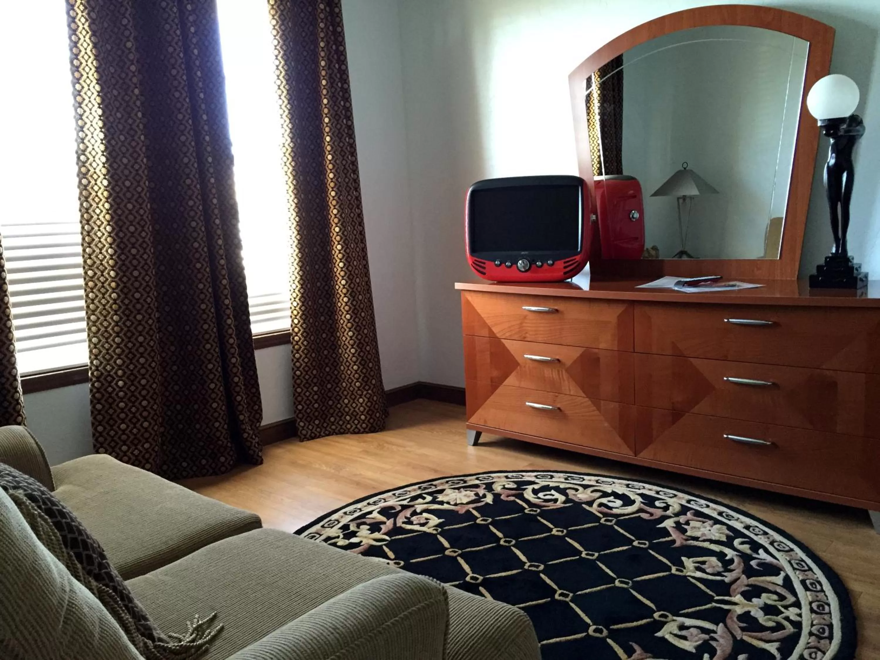 TV and multimedia in Boulder Dam Hotel