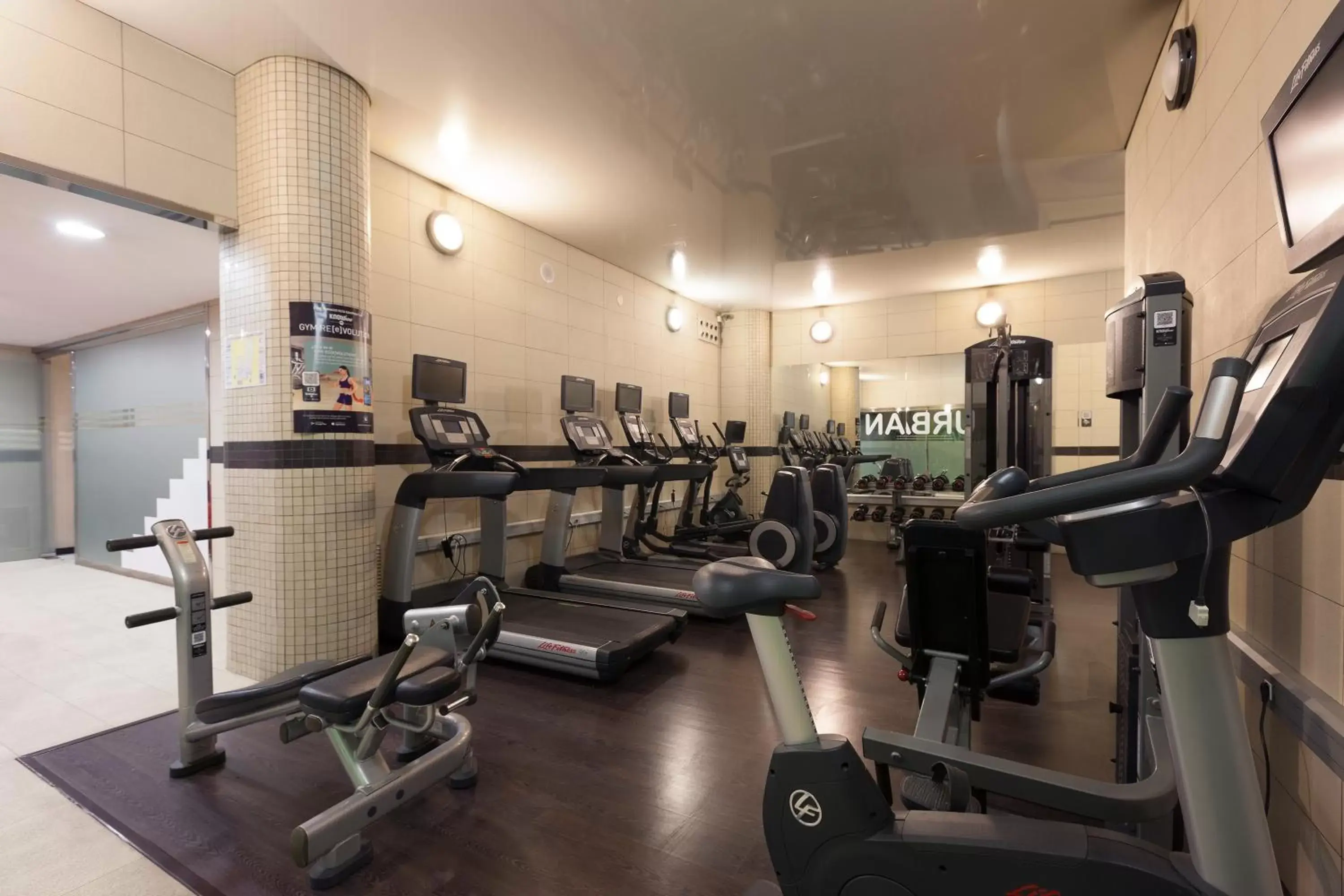 Fitness centre/facilities in URH Ciutat de Mataró Fitness centre/facilities in URH Ciutat de Mataró