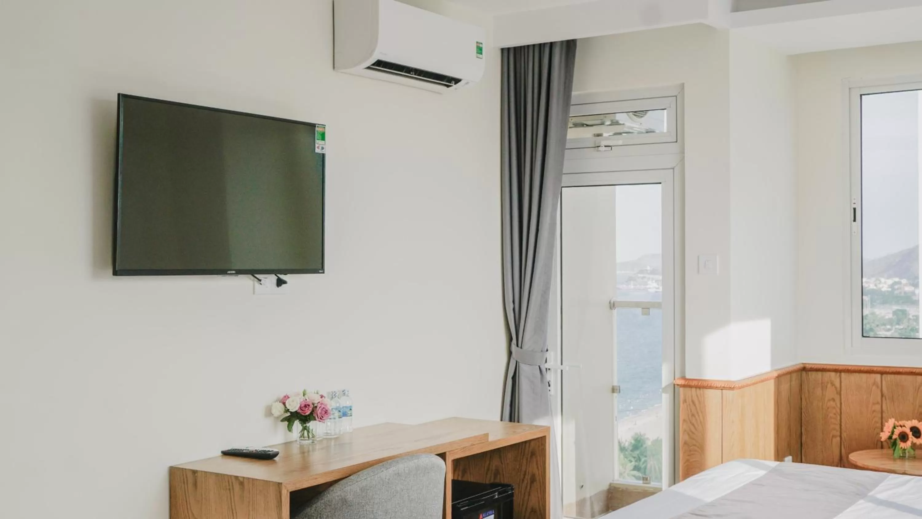 TV and multimedia, Bed in Glory Nha Trang Hotel