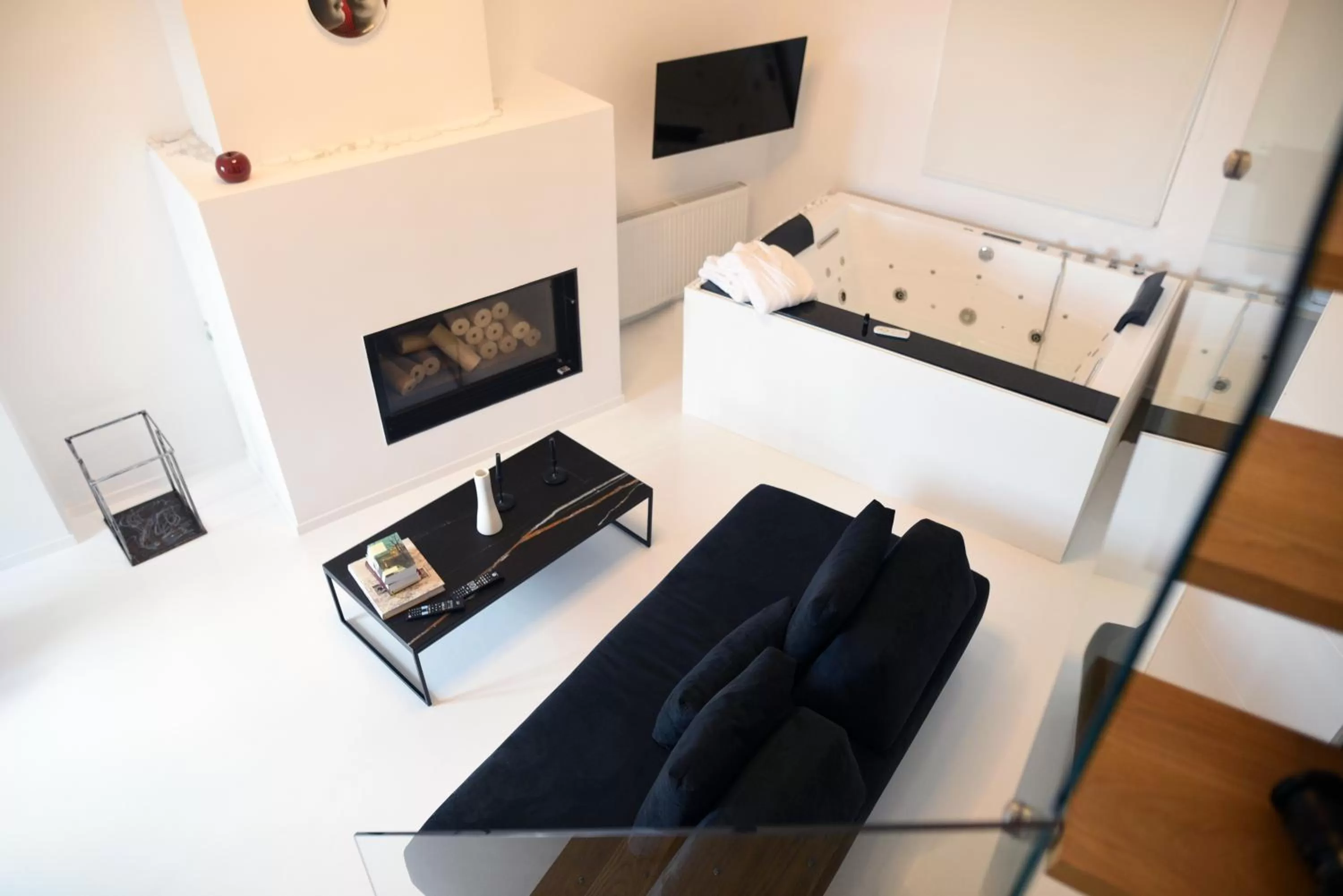 Bath in Clocktower Luxury Suites