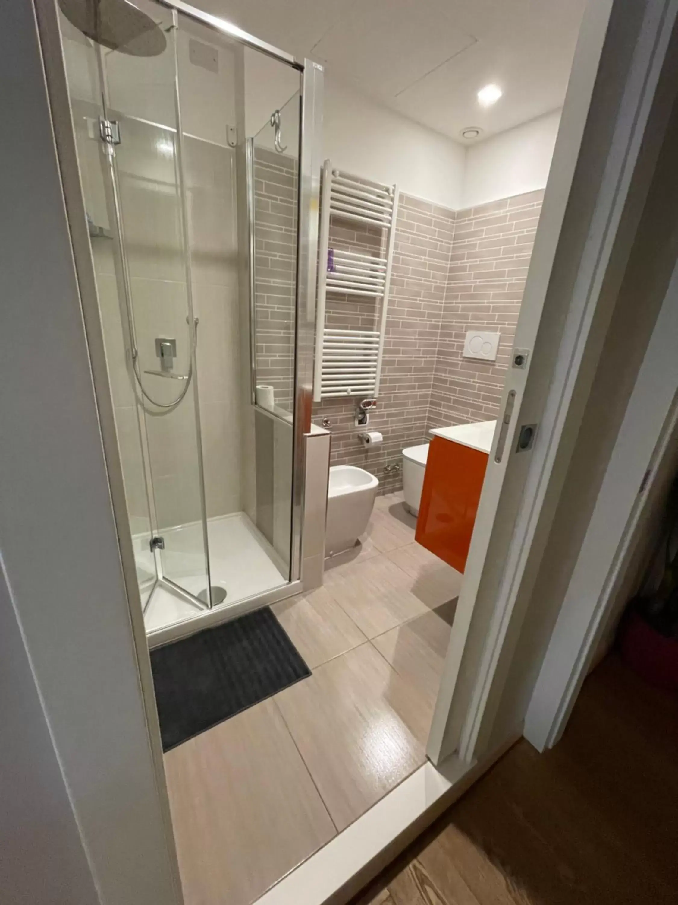 Bathroom in Smart House Rooms