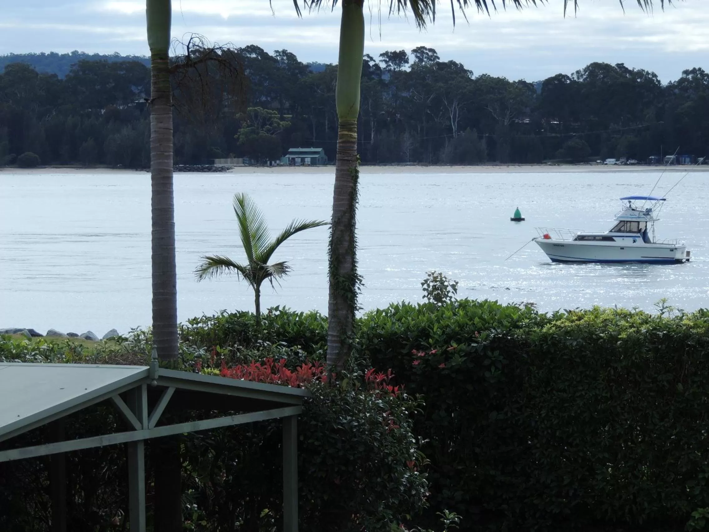 Sea view in Argyle Terrace Motor Inn