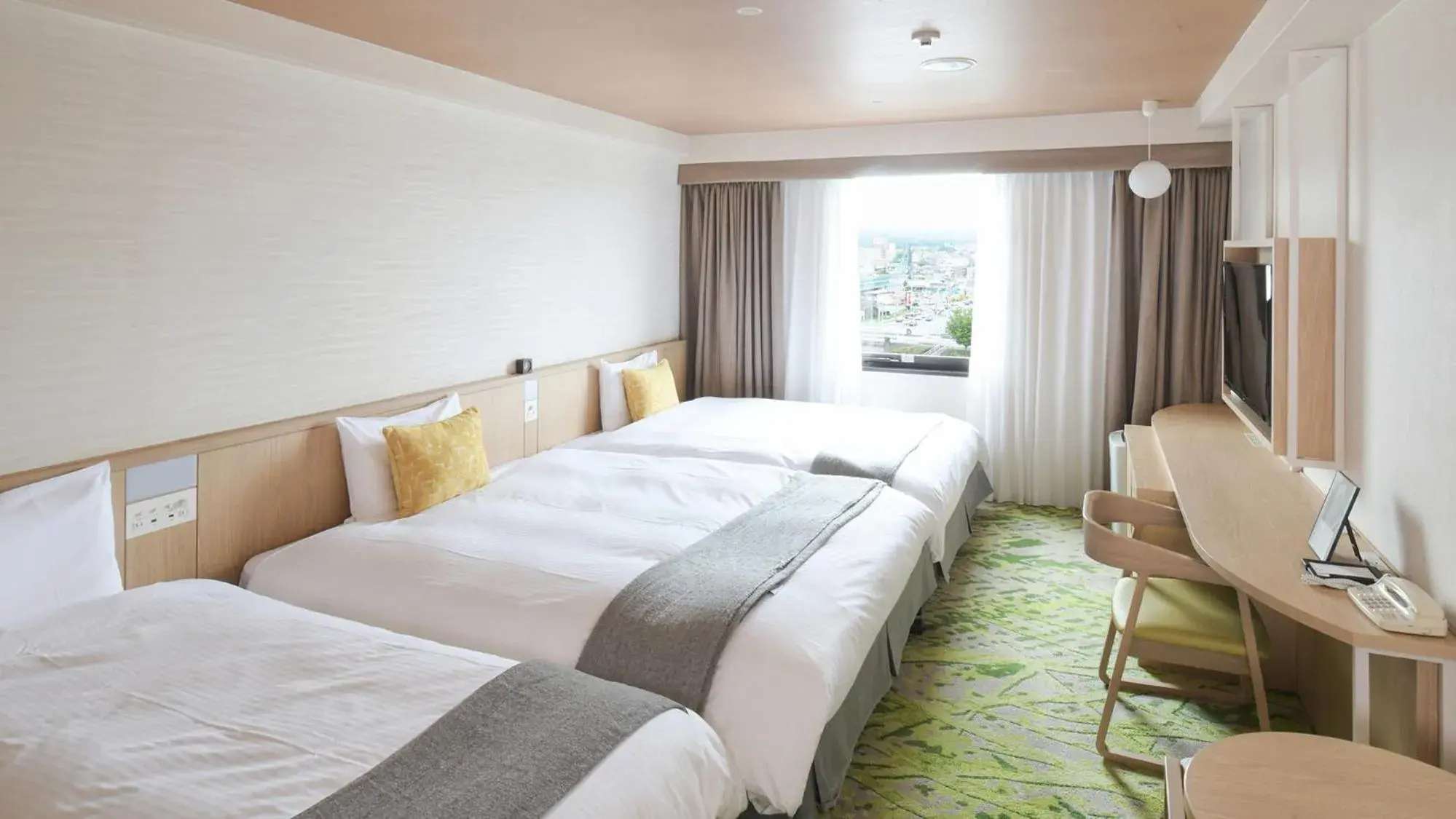 Twin Room with Extra Bed - Non-Smoking in Vessel Hotel Kumamoto Airport Twin Room with Extra Bed - Non-Smoking in Vessel Hotel Kumamoto Airport