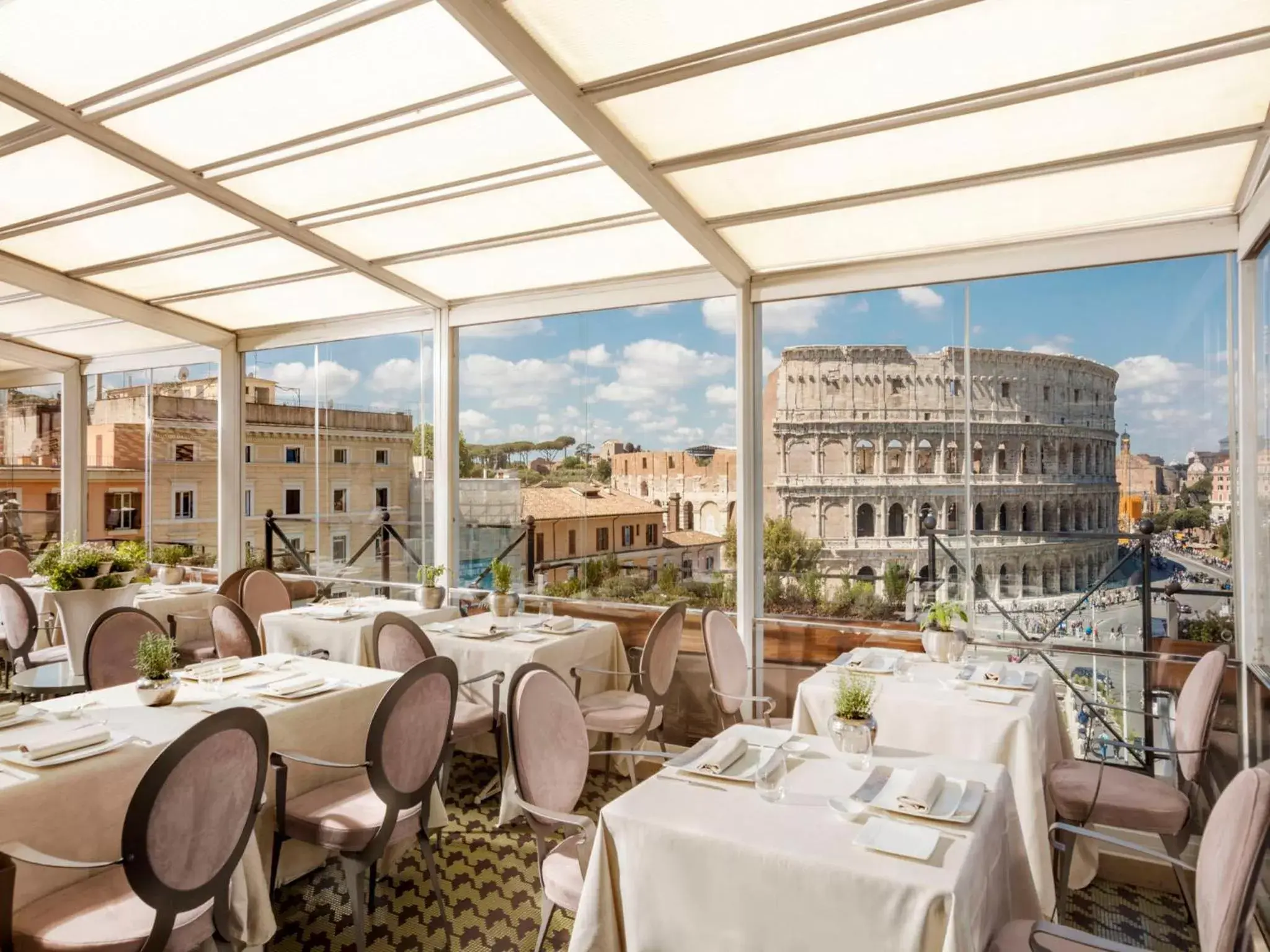Buffet breakfast, Restaurant/Places to Eat in Hotel Palazzo Manfredi – Small Luxury Hotels of the World
