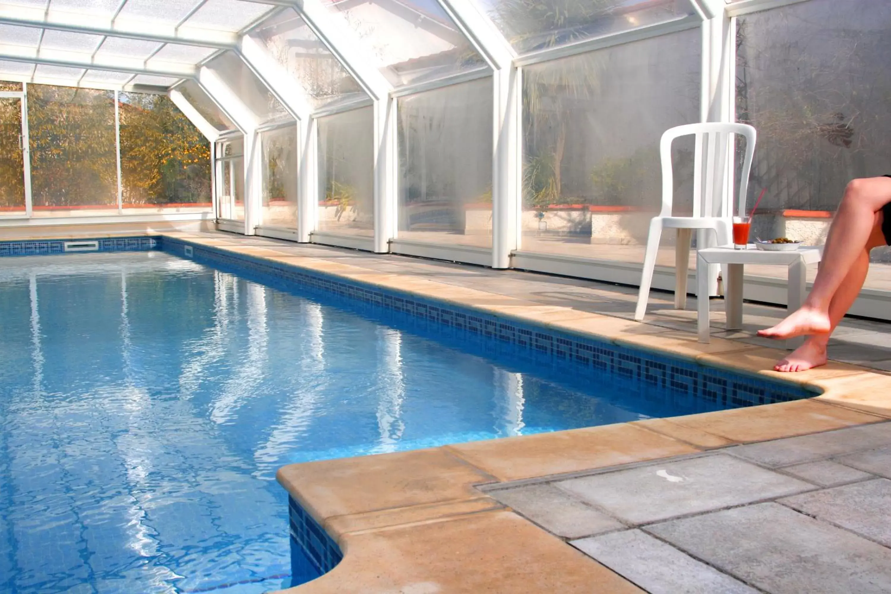 Swimming Pool in Le Galion Hotel et Restaurant Canet Plage - Logis