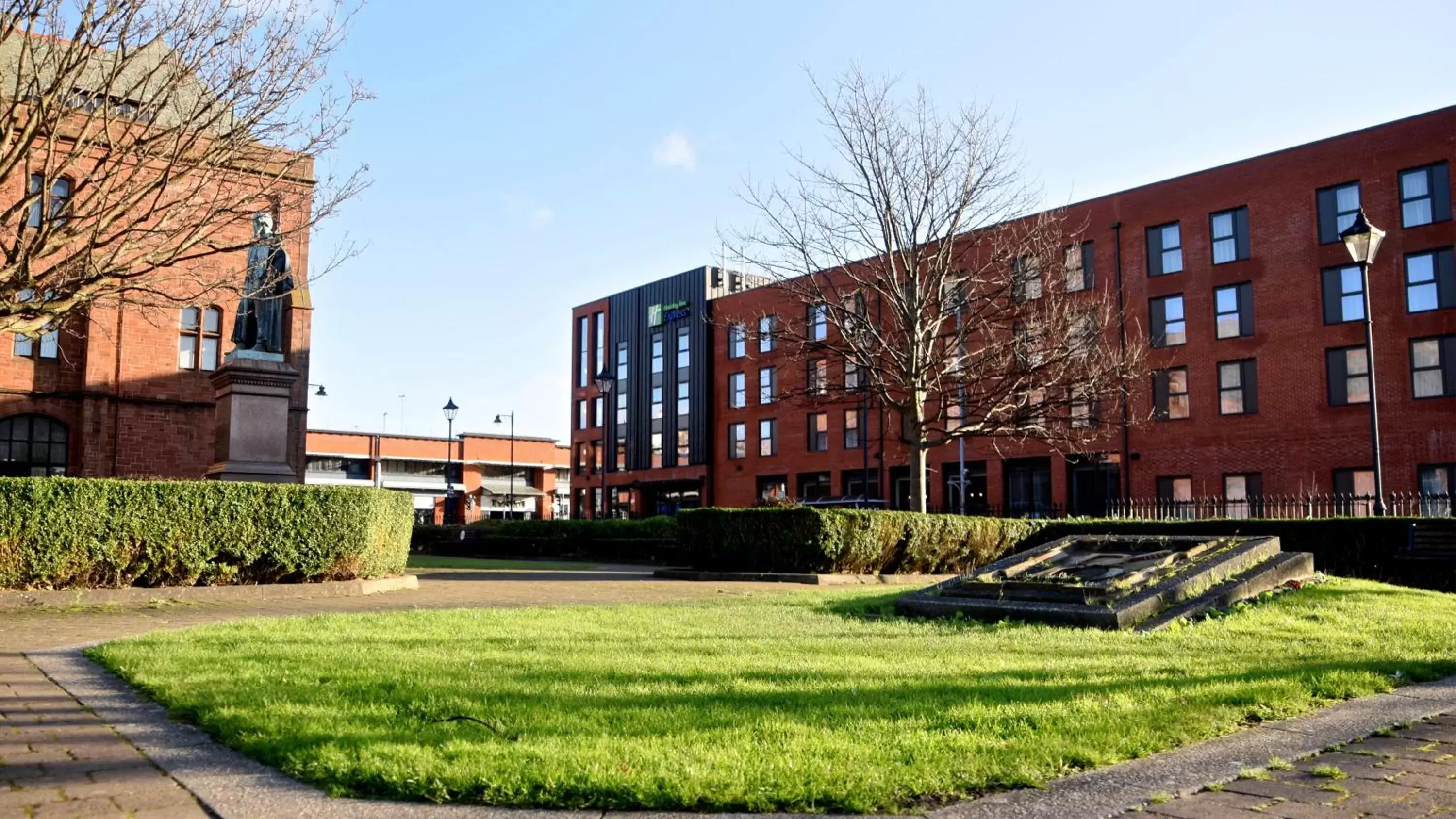 Facade/entrance, Property Building in Holiday Inn Express - Barrow-in-Furness & South Lakes, an IHG Hotel