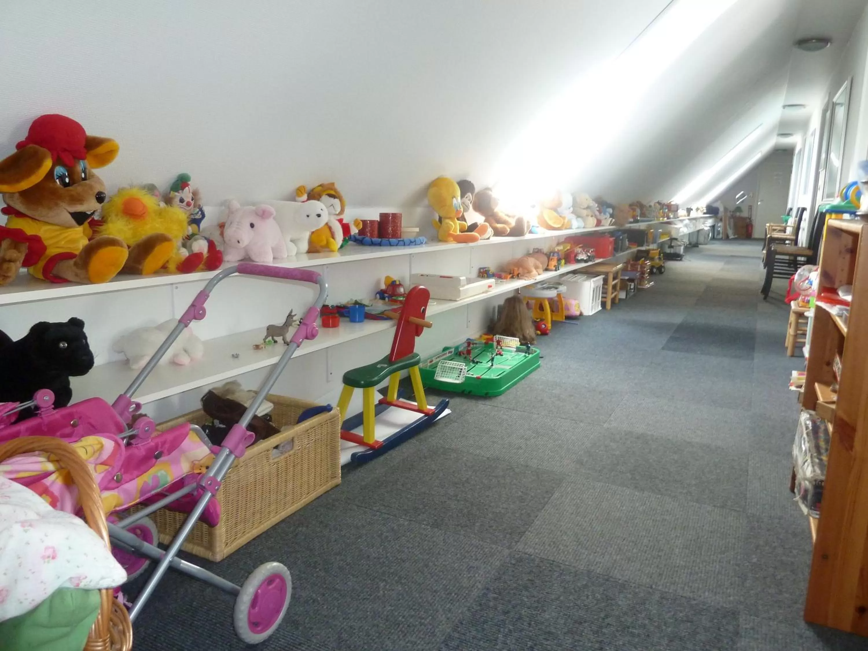 Children play ground in Give Bed & Breakfast