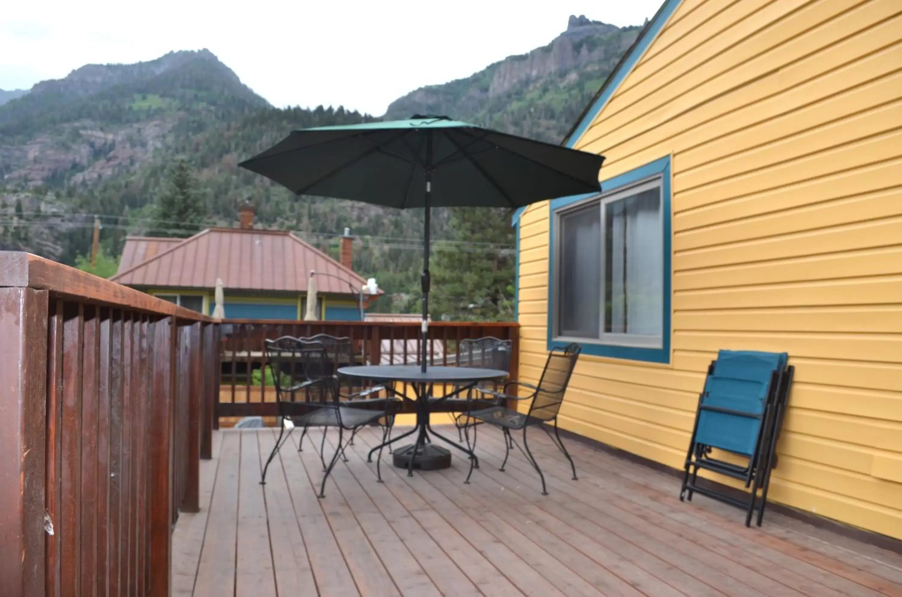 Patio in The Ouray Main Street Inn