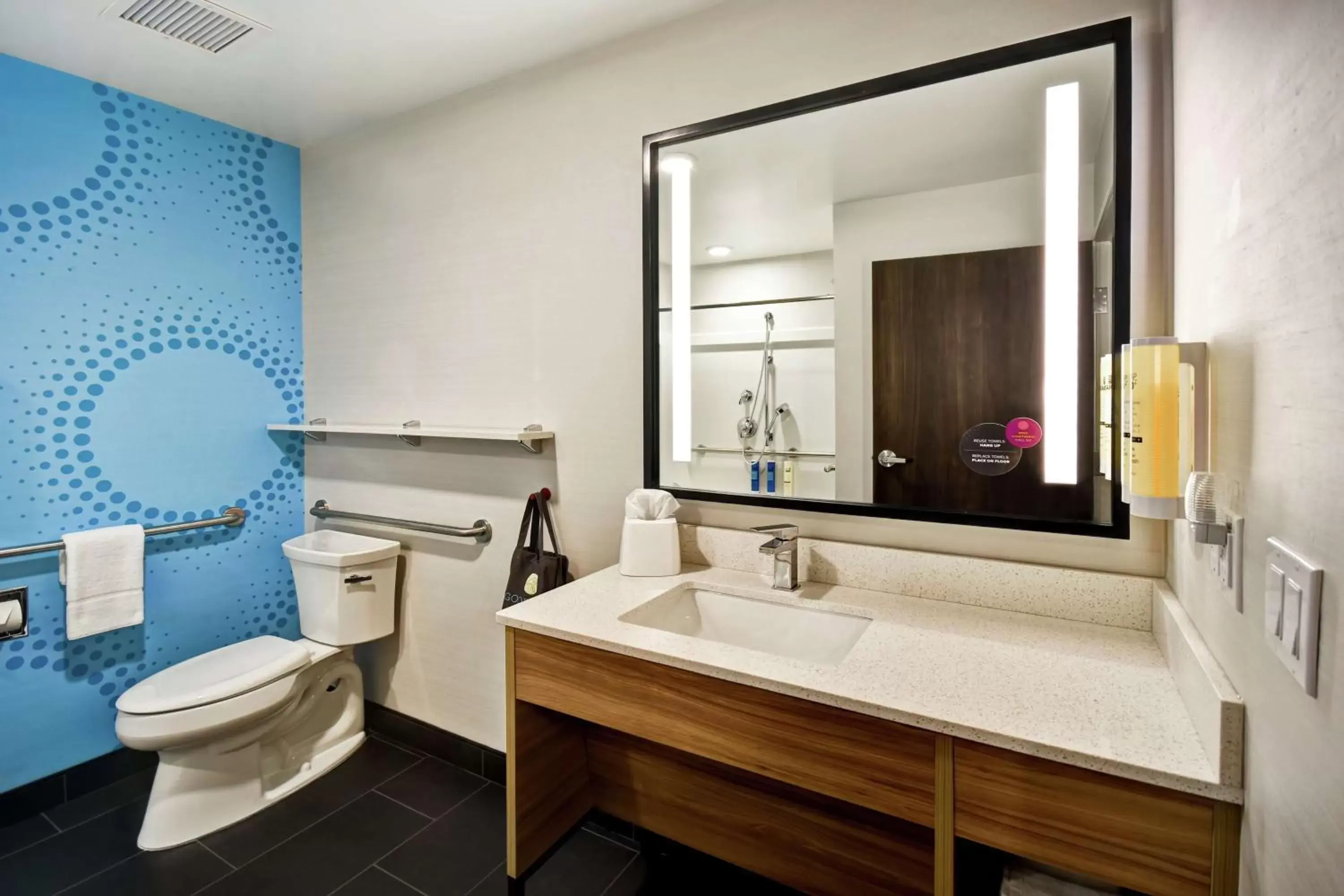Bathroom in Tru By Hilton Fort Wayne