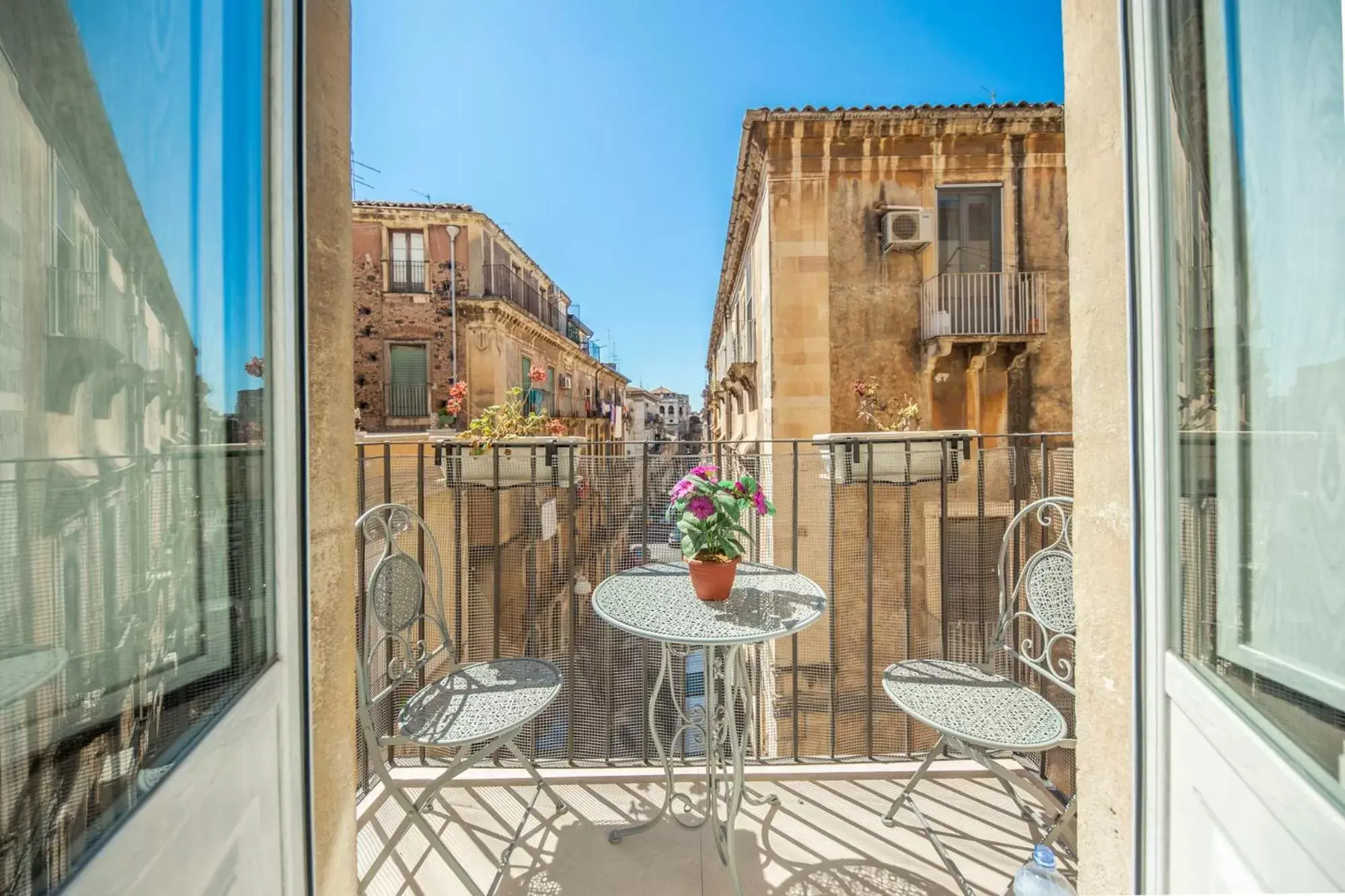 Balcony/Terrace in Home dentro il teatro