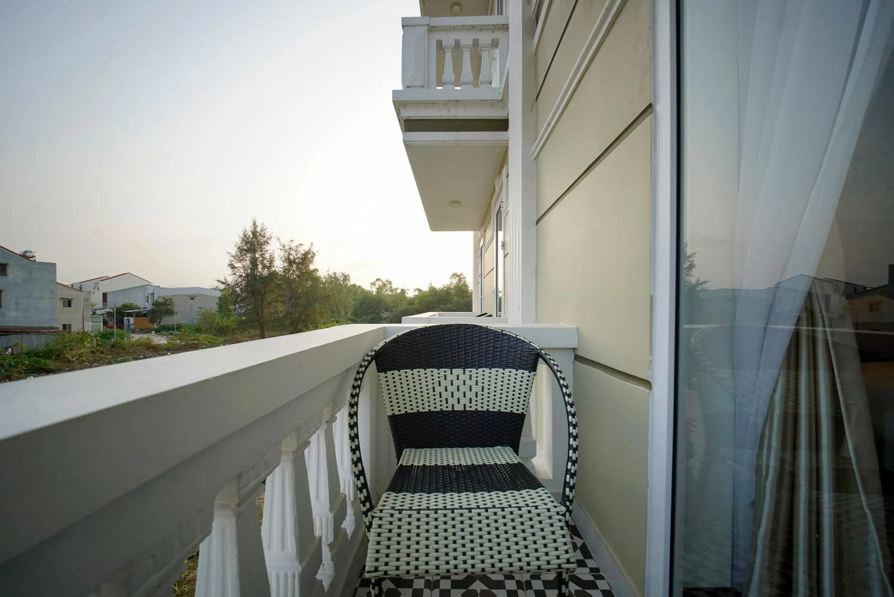 Balcony/Terrace in Golden Bell Backpacker Hotel & Pool Bar