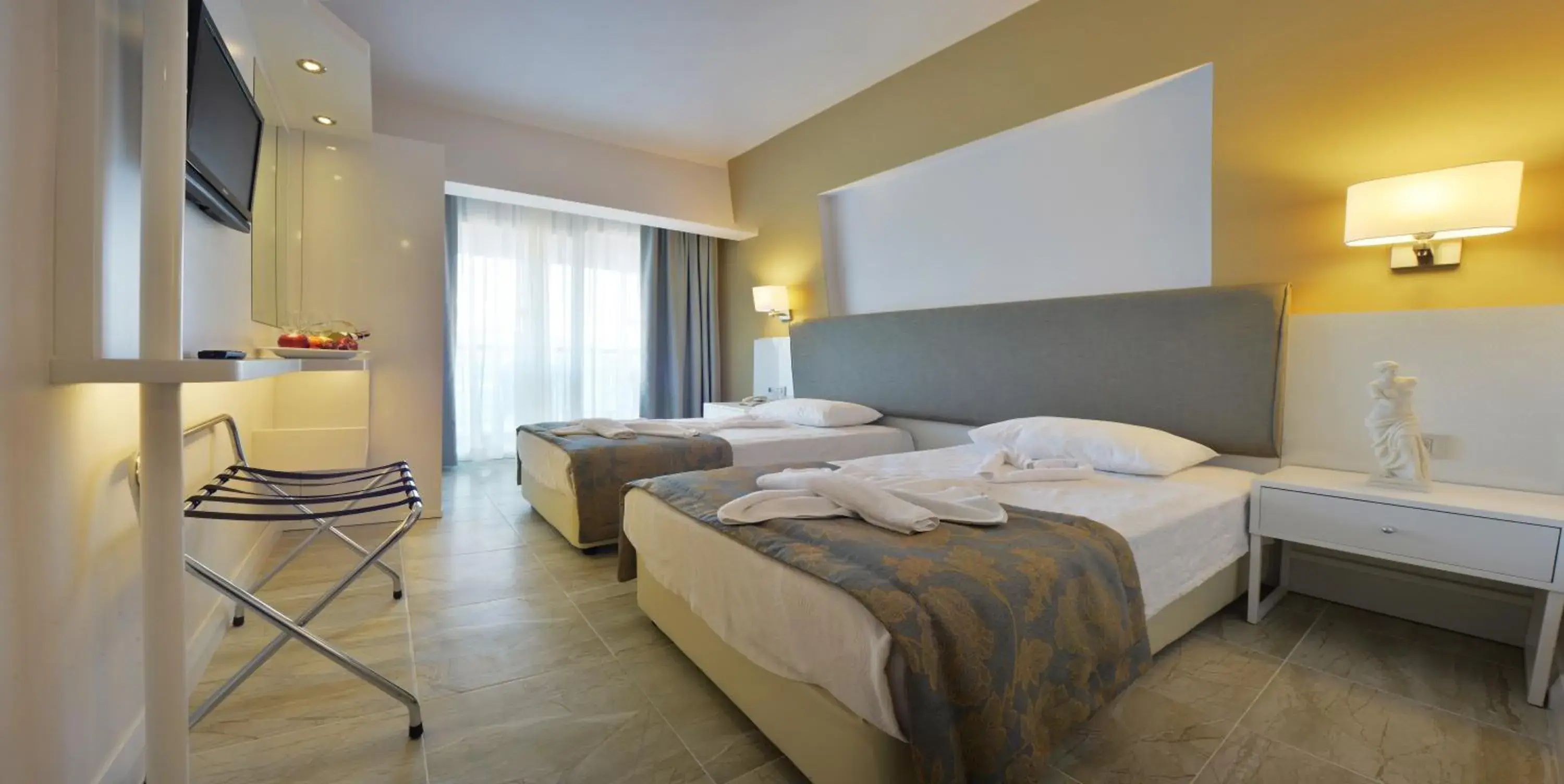 Standard Double or Twin Room - single occupancy in Maris Beach Hotel Standard Double or Twin Room - single occupancy in Maris Beach Hotel