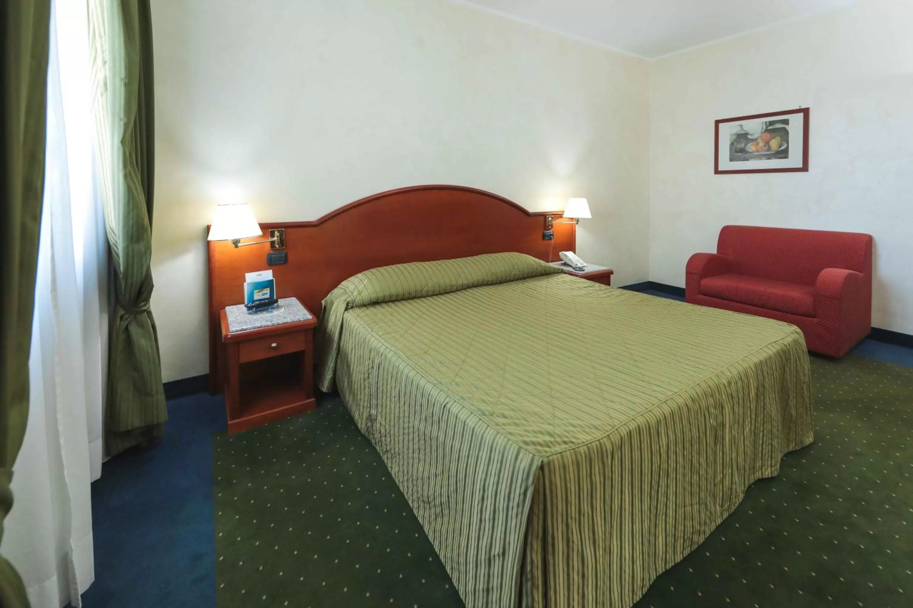 Bed in Edra Palace Hotel & Ristorante