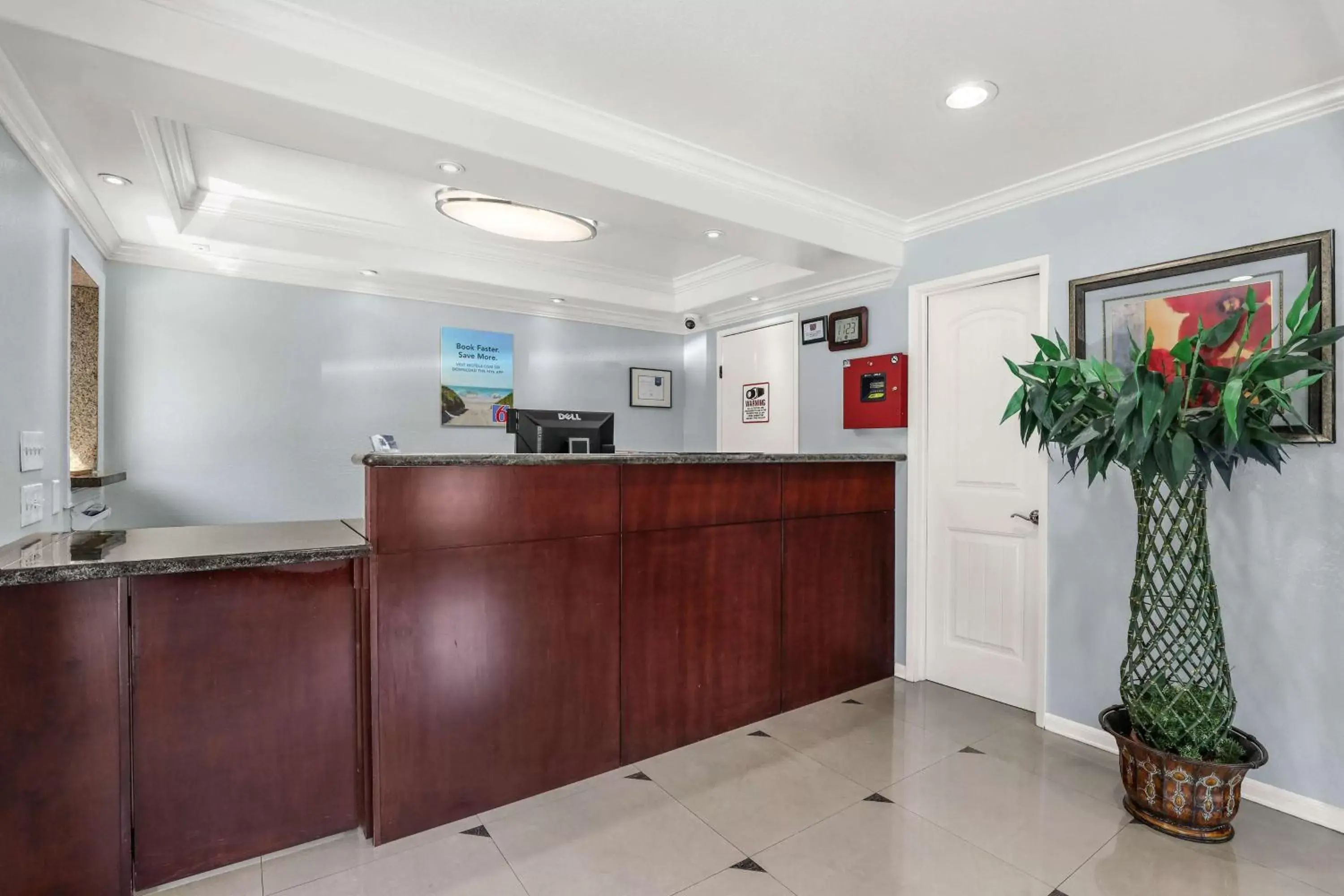 Lobby or reception in Motel 6 Carlsbad, Ca- North Lobby or reception in Motel 6 Carlsbad, Ca- North