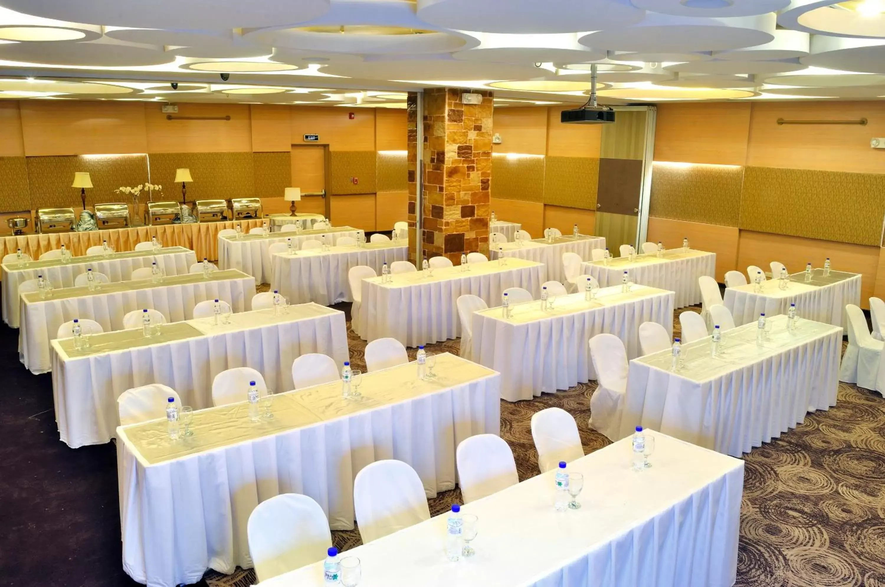 Banquet Facilities in Go Hotels Iloilo