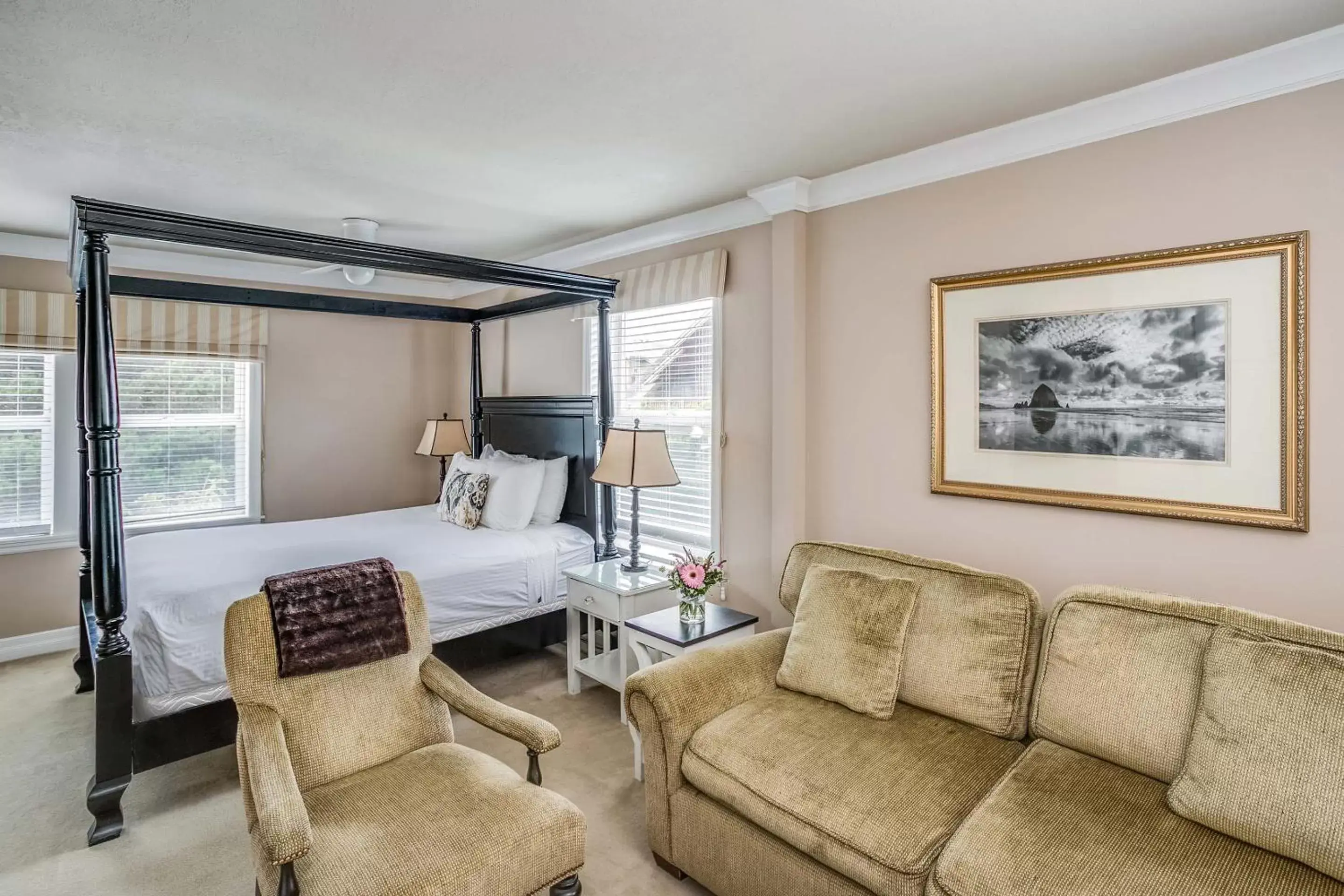 Bed, Seating Area in Cannon Beach Hotel Collection