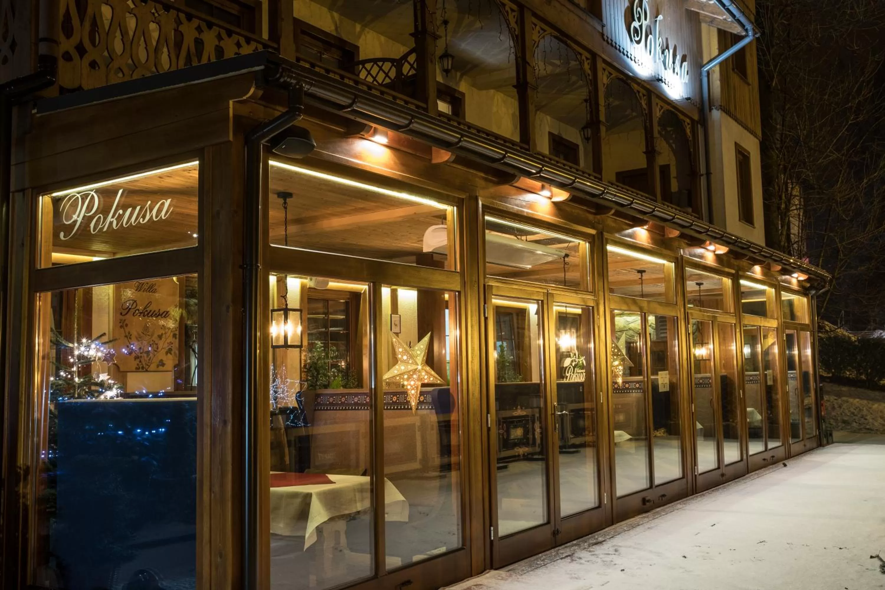 Restaurant/places to eat in Willa Pokusa