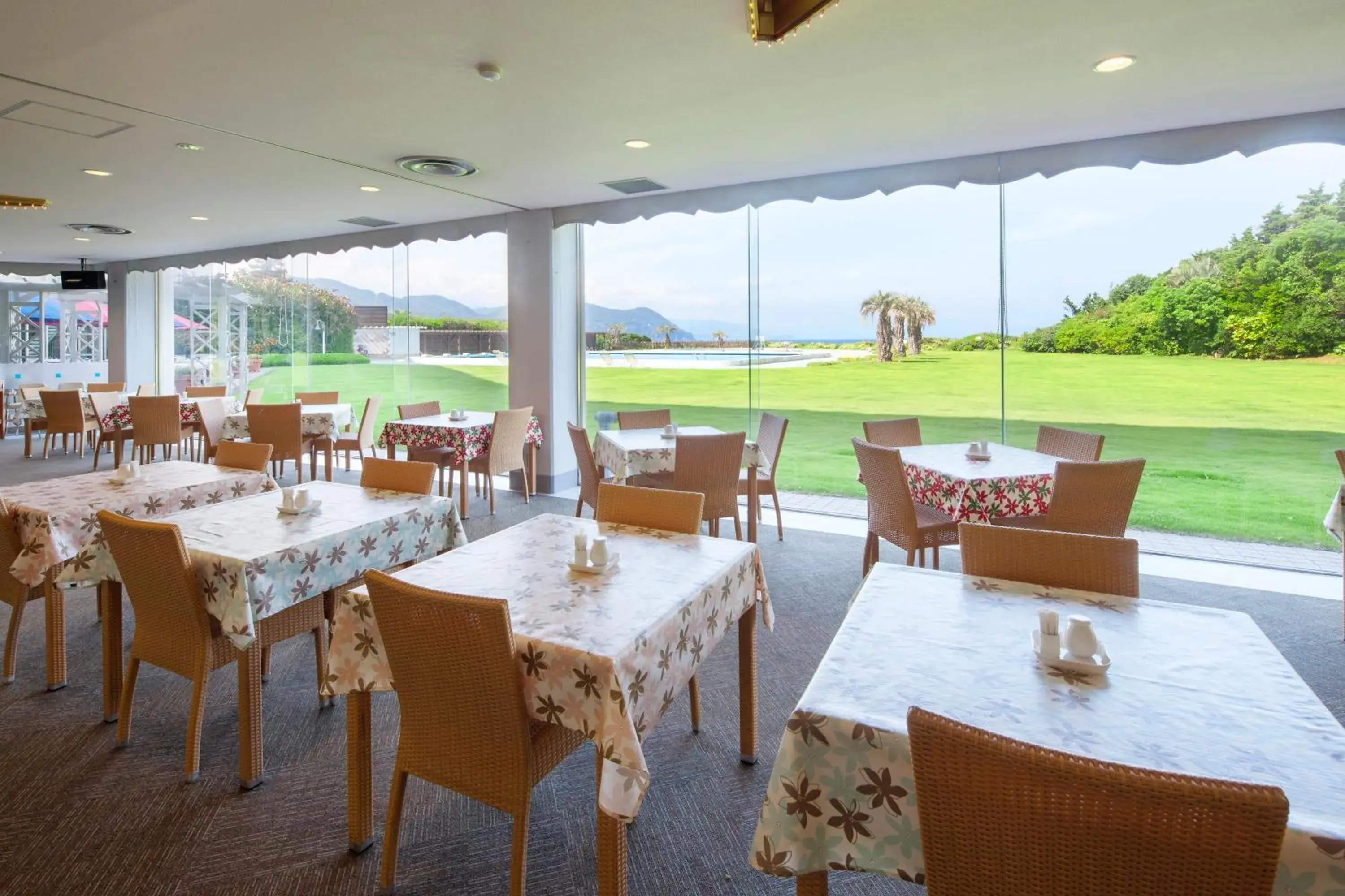 Restaurant/places to eat in Hotel Izukyu Restaurant/places to eat in Hotel Izukyu