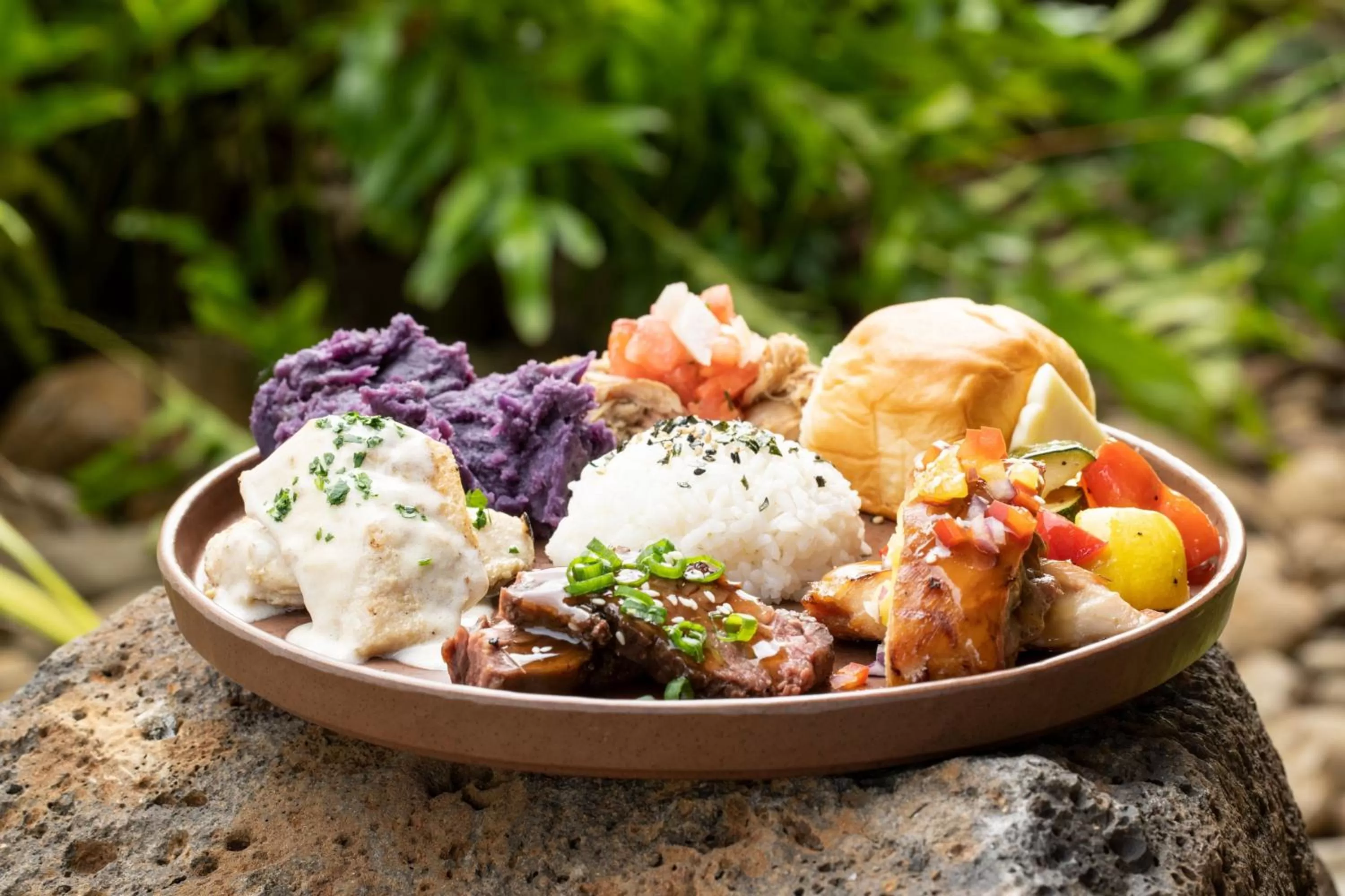 Restaurant/places to eat in Sheraton Kauai Coconut Beach Resort