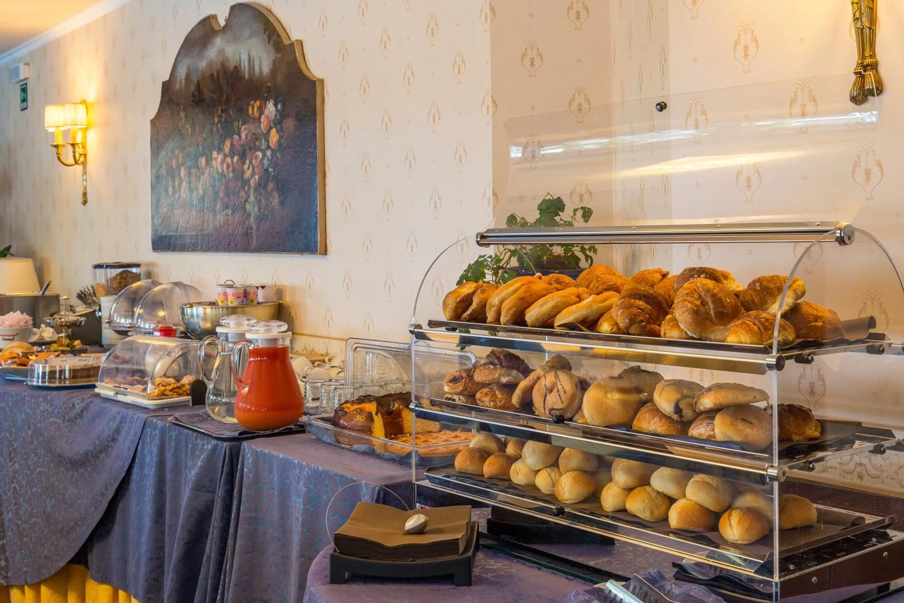 Restaurant/places to eat in Hotel Columbus sul Lago