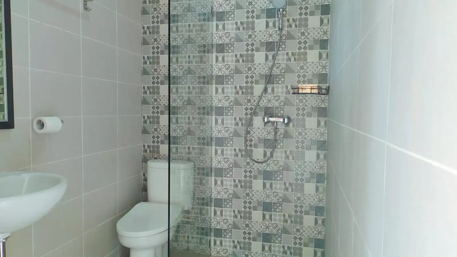 Bathroom in THE LAVIANA HOTEL Bathroom in THE LAVIANA HOTEL