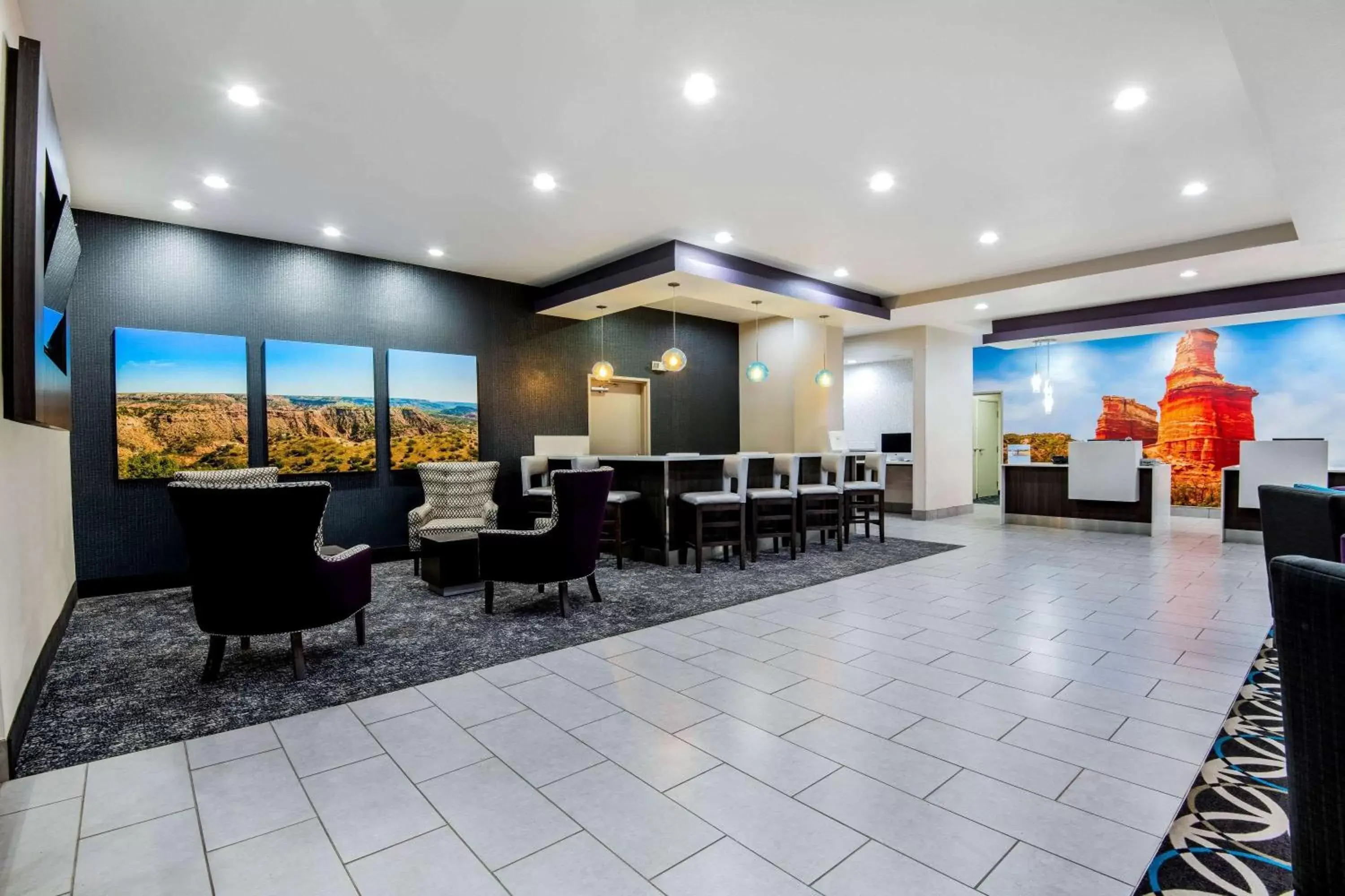 Lobby or reception in La Quinta by Wyndham Pampa Lobby or reception in La Quinta by Wyndham Pampa